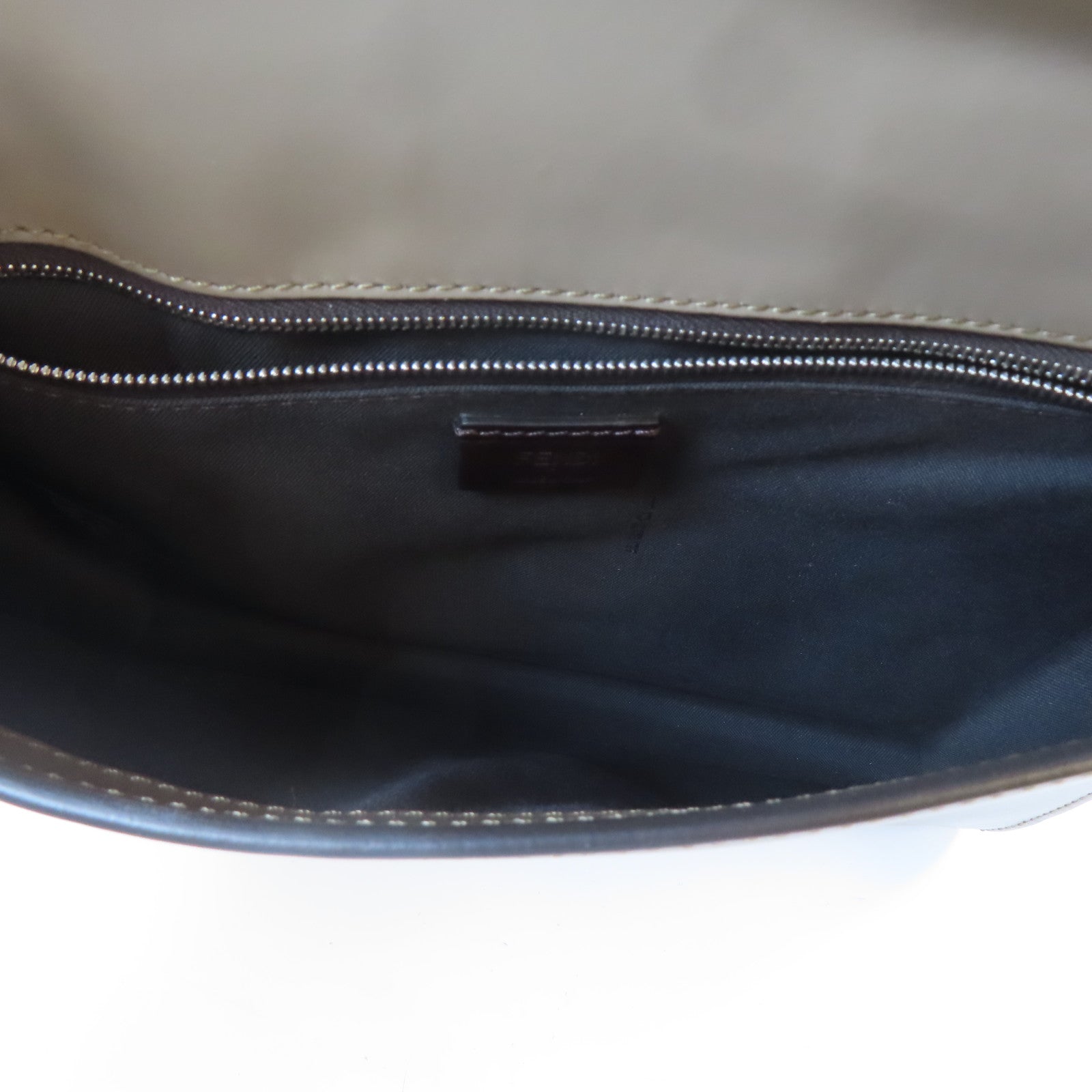 FENDI 帆布/皮革Shoulder Bag銀扣肩背袋灰色/米色