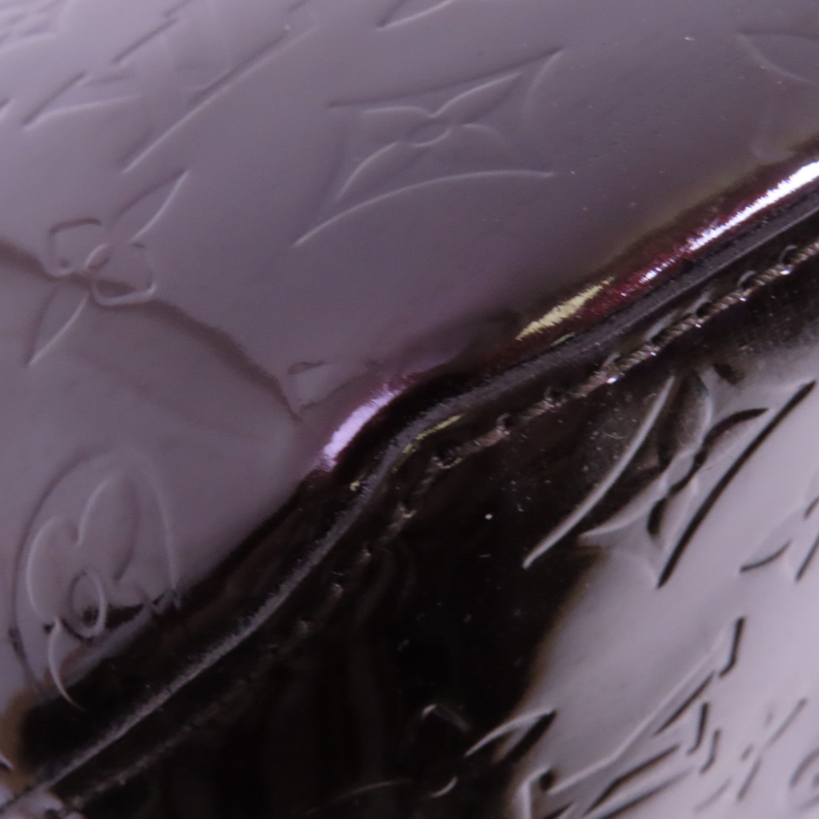 LOUIS VUITTON Vernis Bellevue GM金扣肩背袋