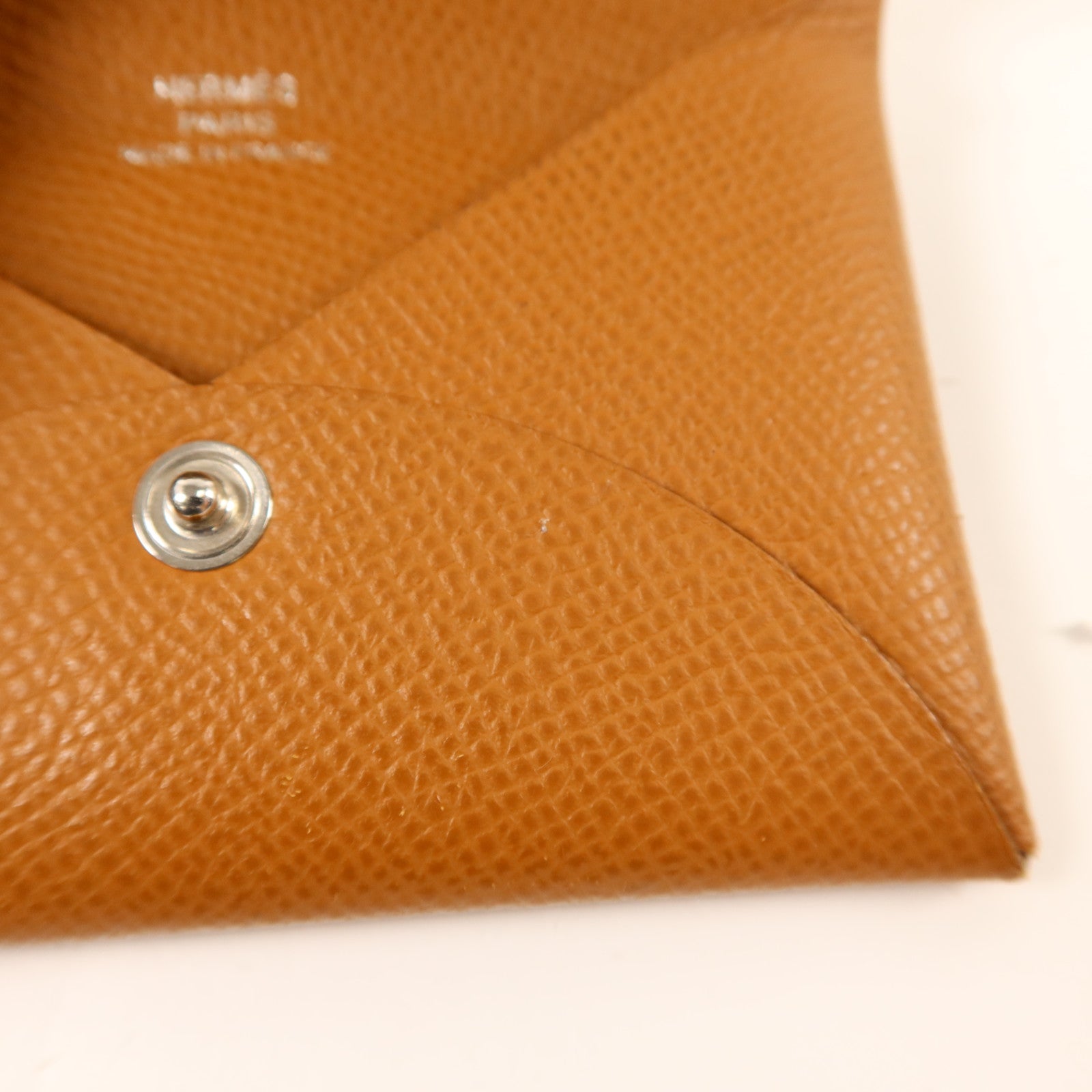 HERMES Epsom皮革Calvi銀扣卡片套Gold
