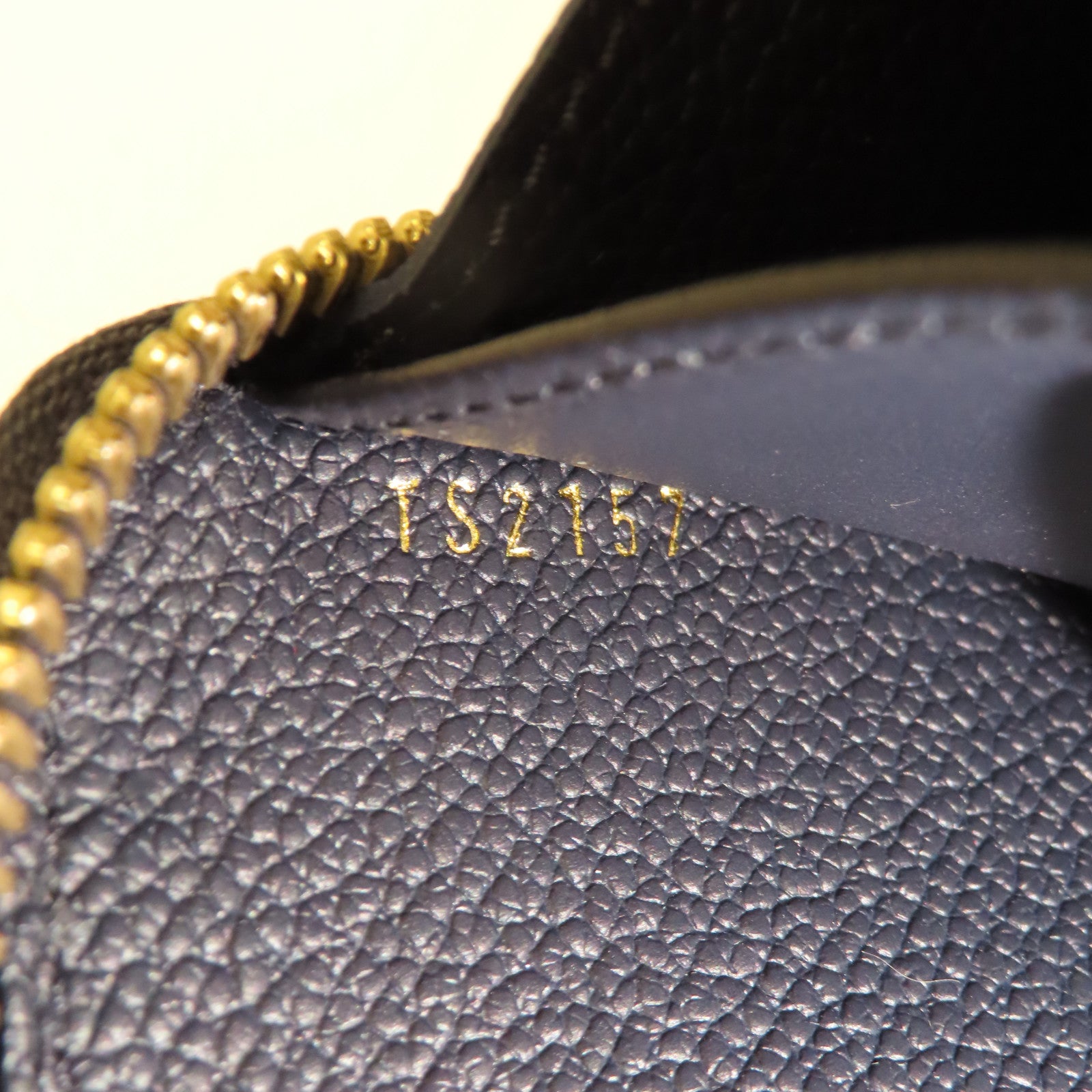 LOUIS VUITTON Monogram Empreinte Zippy Wallet金扣拉鍊長錢包藍色/紅色