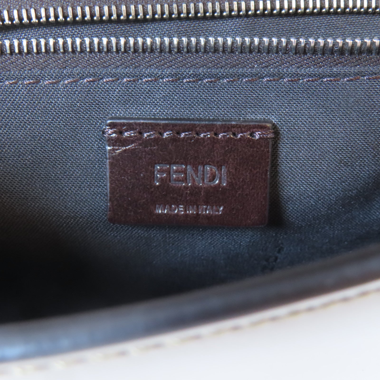 FENDI 帆布/皮革Shoulder Bag銀扣肩背袋灰色/米色