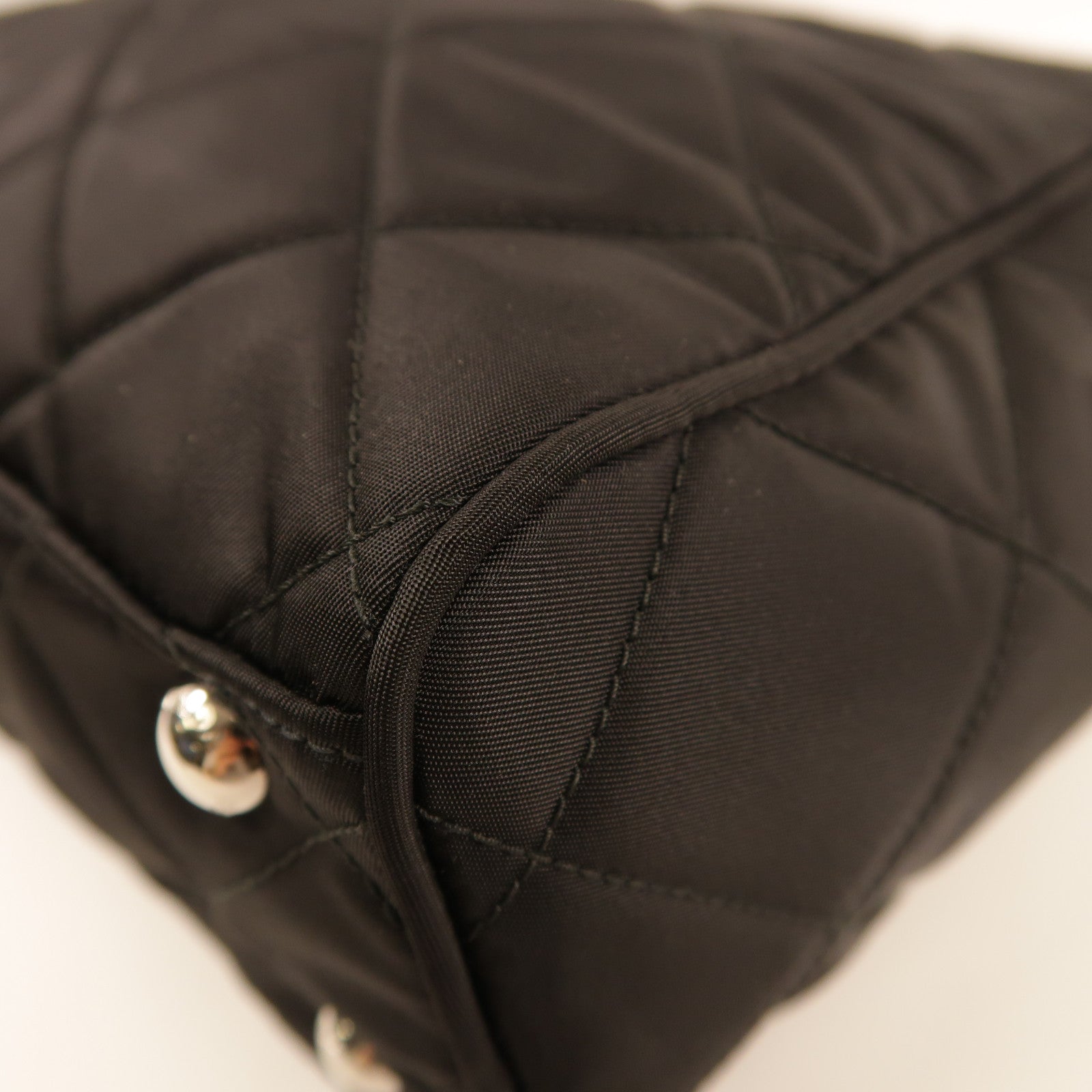 PRADA 尼龍Shoulder Bag銀扣肩背袋