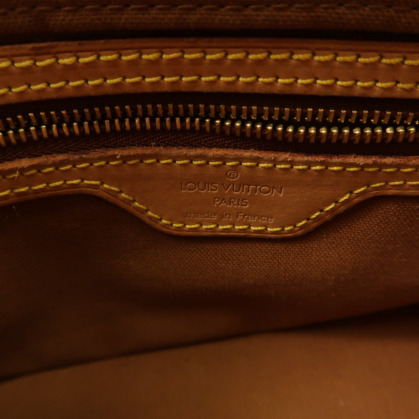 LOUIS VUITTON Monogram Trotteur金扣肩背袋啡色