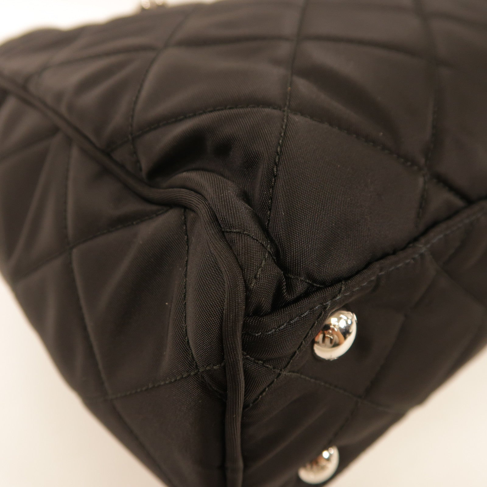 PRADA 尼龍Shoulder Bag銀扣肩背袋