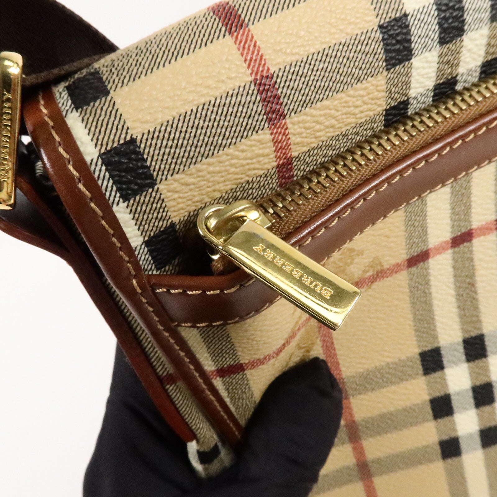 BURBERRY 塗層帆布Shoulder Bag肩背袋