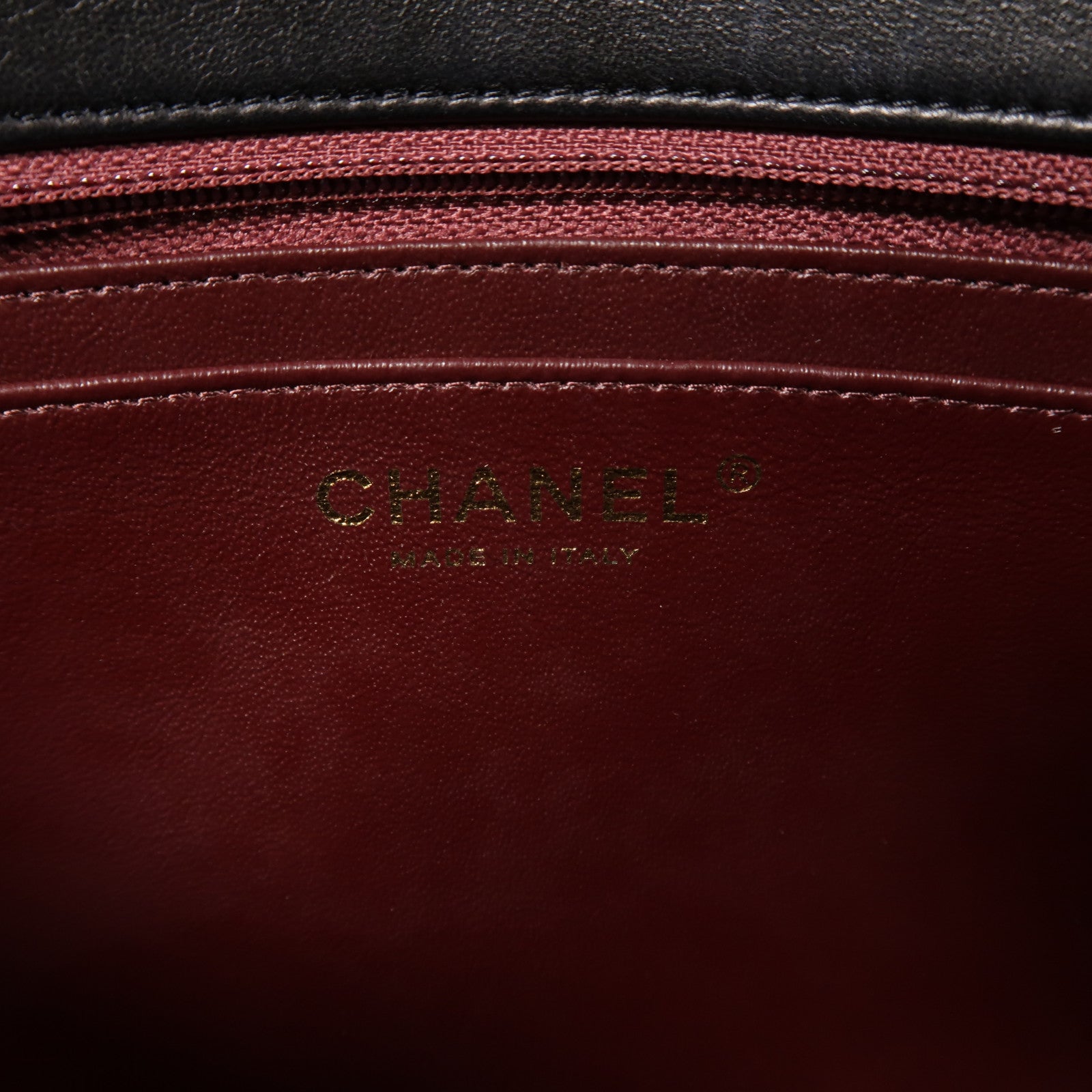 CHANEL 皮革Chain Shoulder金扣鏈帶肩背袋