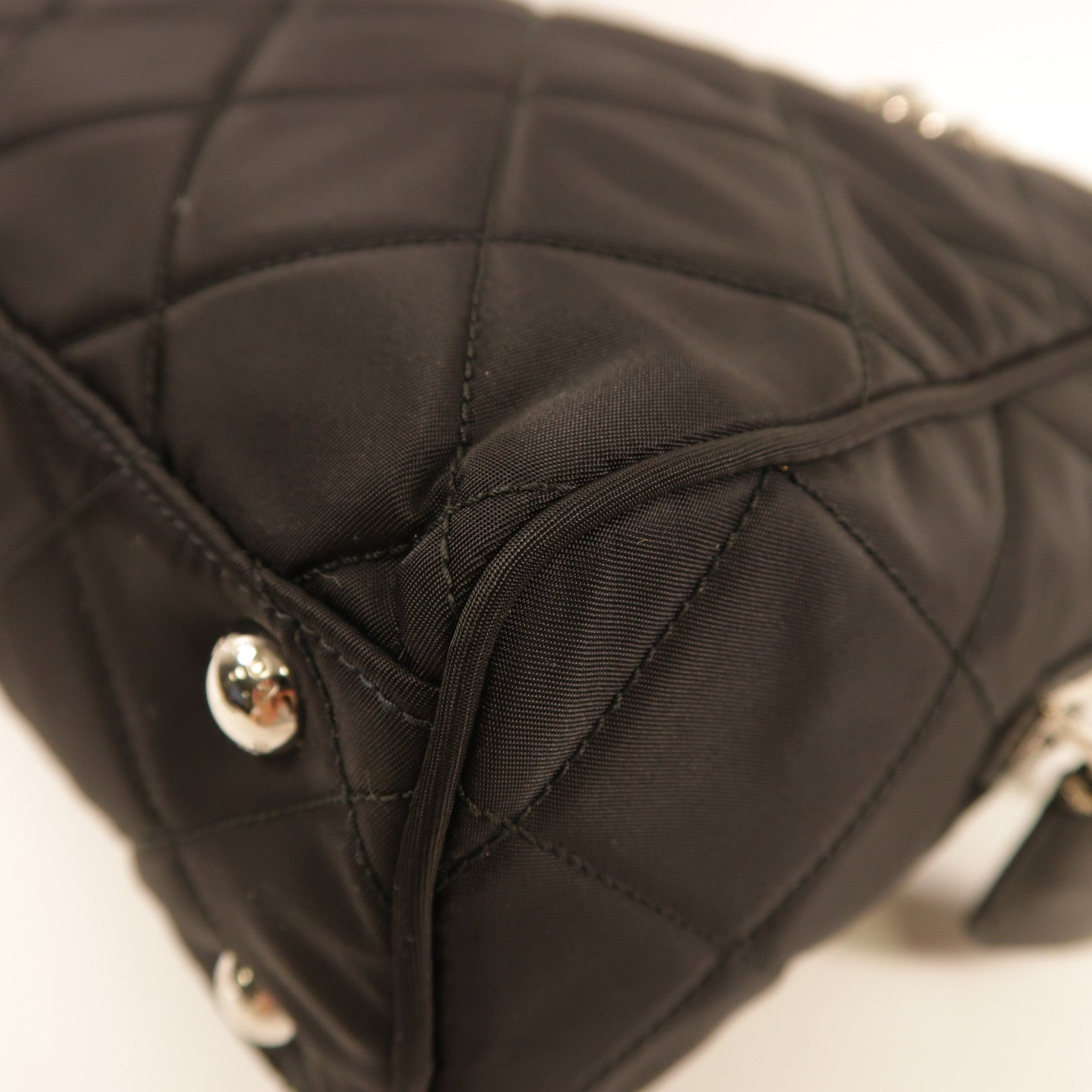 PRADA 尼龍Shoulder Bag銀扣肩背袋