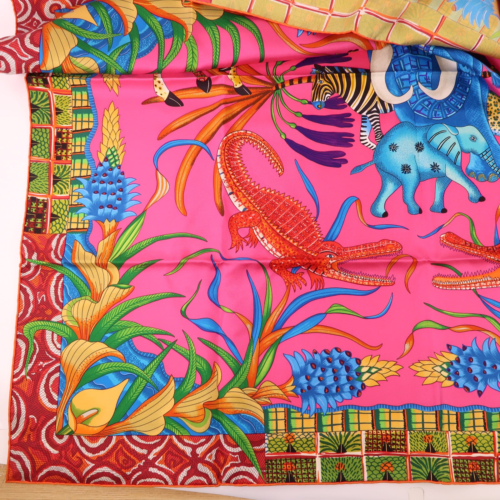 HERMES 絲質Scarf 90X90絲巾