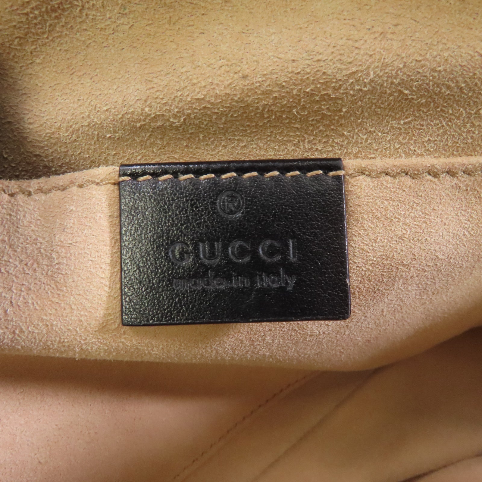 GUCCI 牛皮皮革GG Marmont金扣鏈帶肩背袋黑色