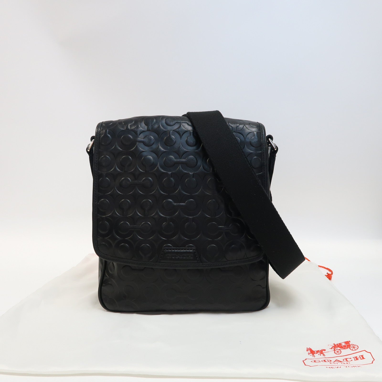 COACH 牛皮皮革Cross Carry Bag銀扣肩背袋黑色