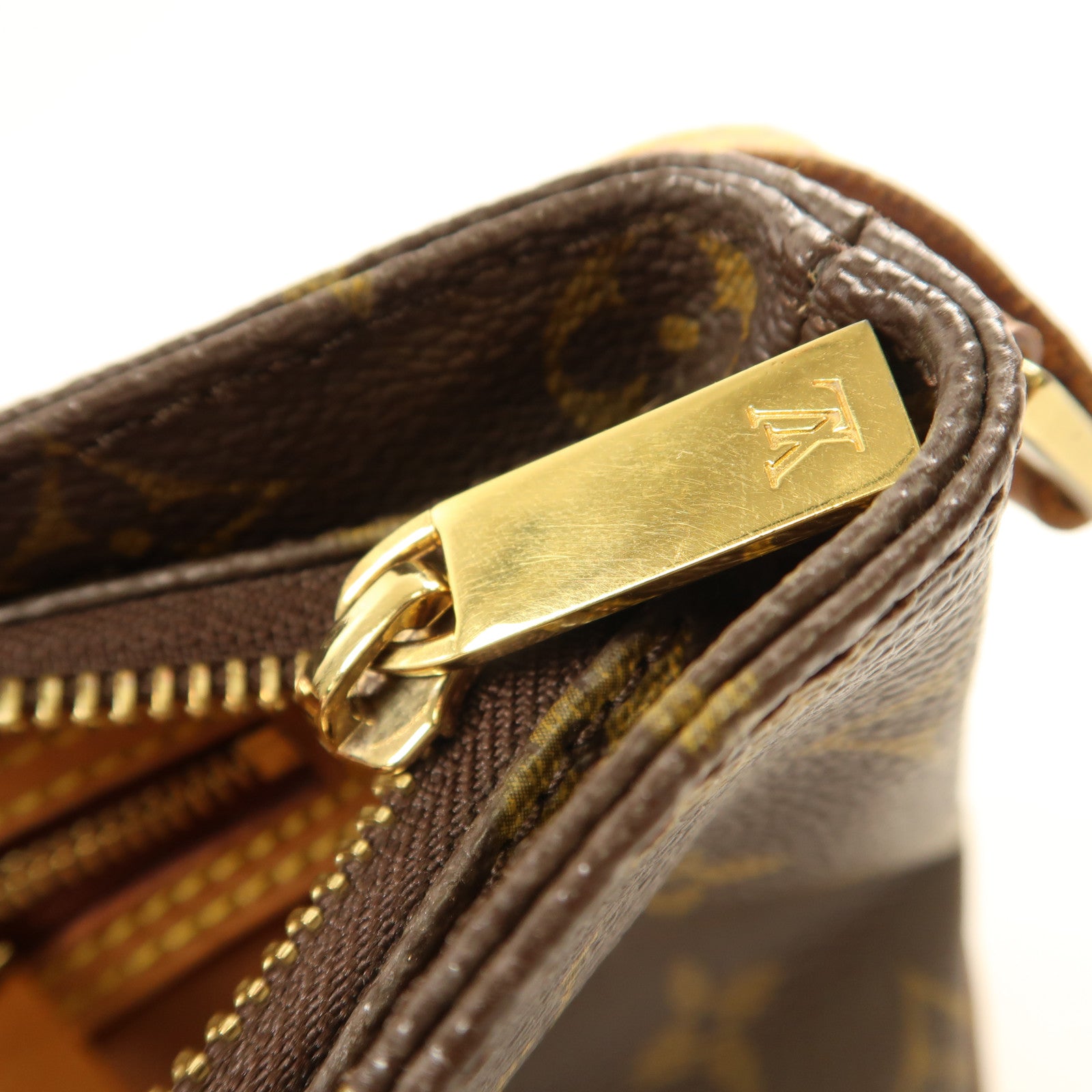 LOUIS VUITTON Monogram Trotteur金扣肩背袋啡色