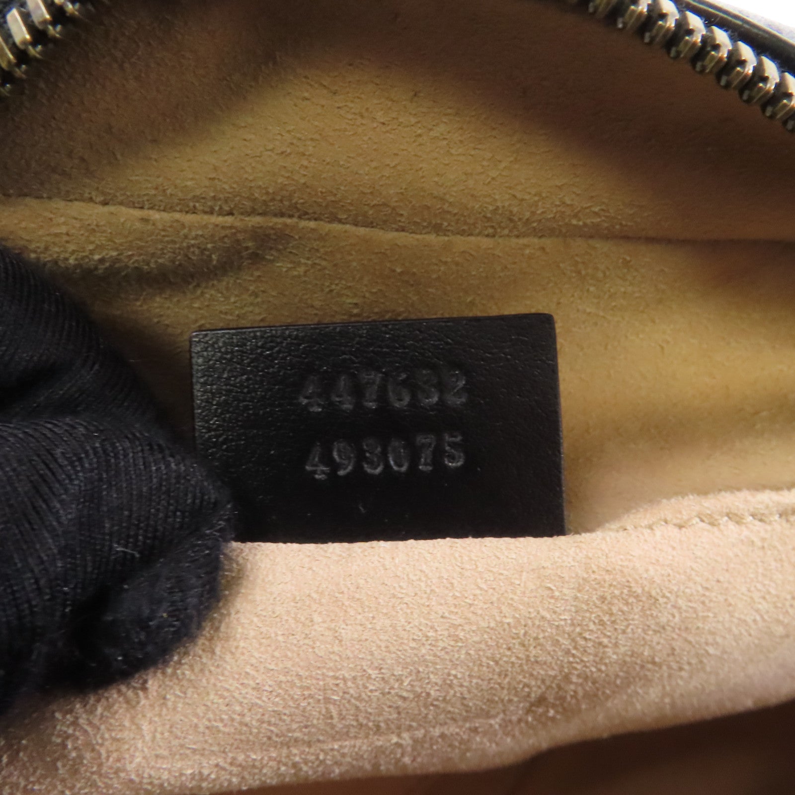 GUCCI 牛皮皮革GG Marmont金扣鏈帶肩背袋黑色