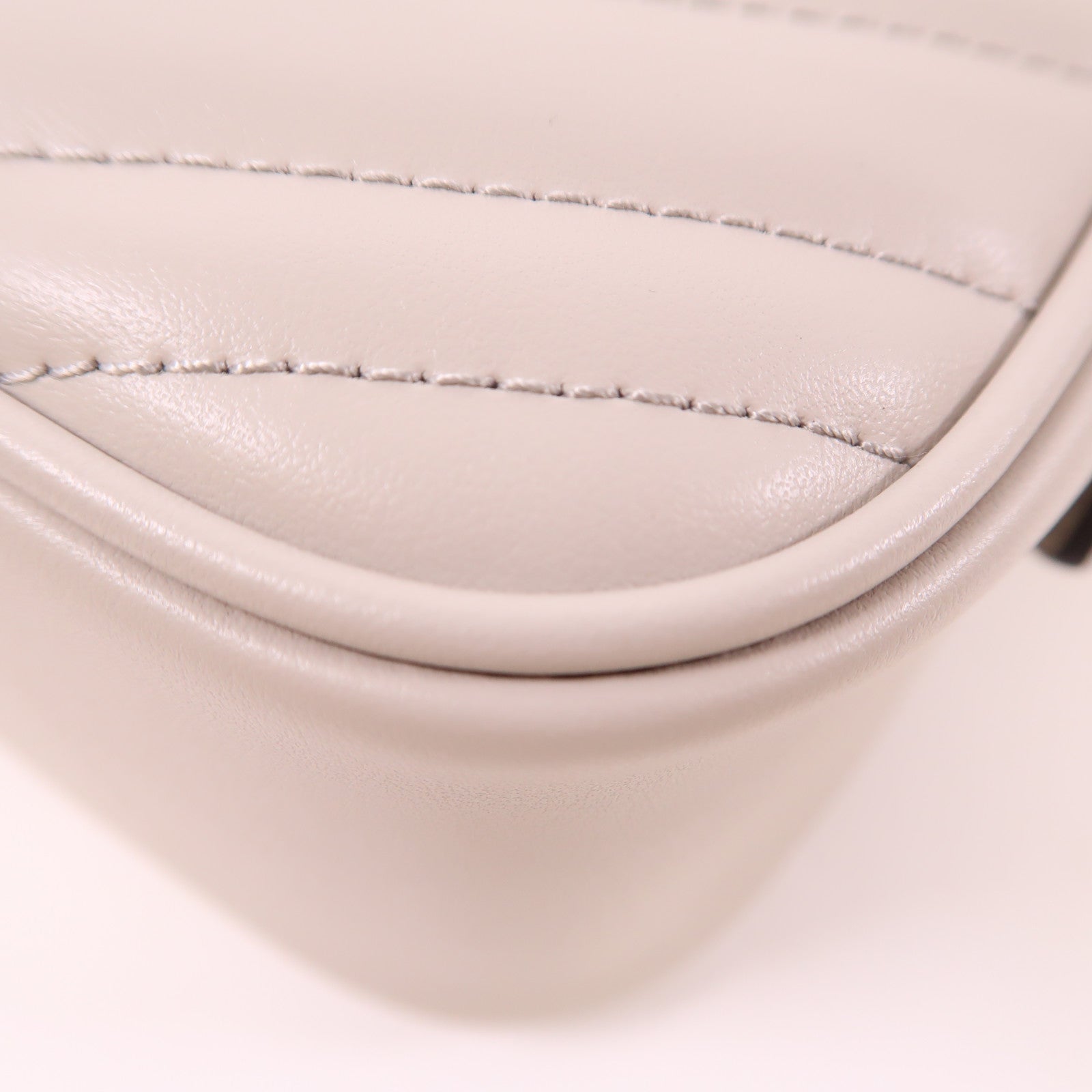 GUCCI GG Marmont Small Camera Bag Shoulder Bag 447632 AABZB Calf Light Grey