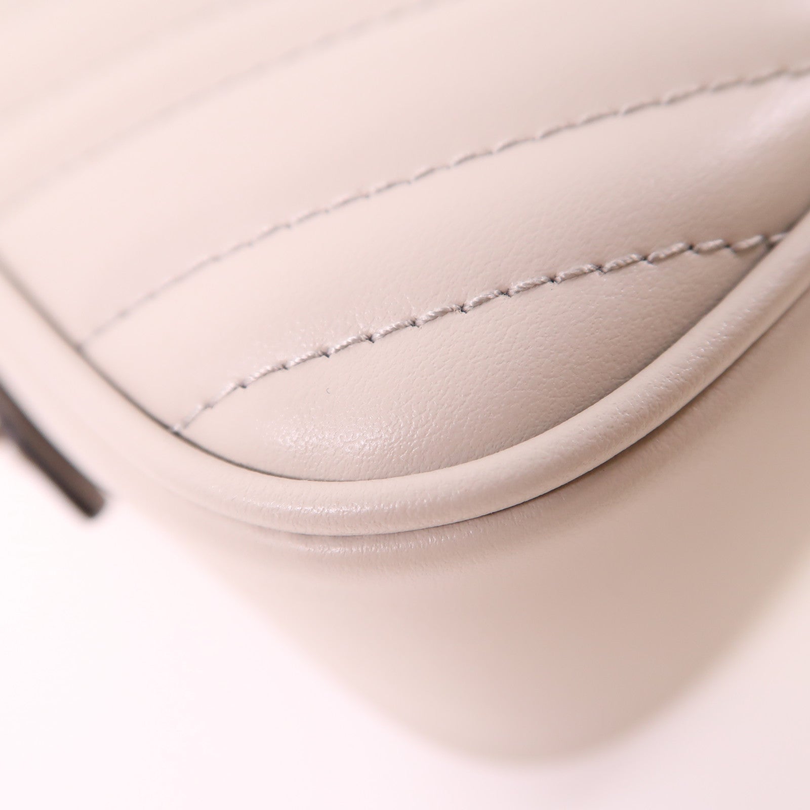 GUCCI GG Marmont Small Camera Bag Shoulder Bag 447632 AABZB Calf Light Grey