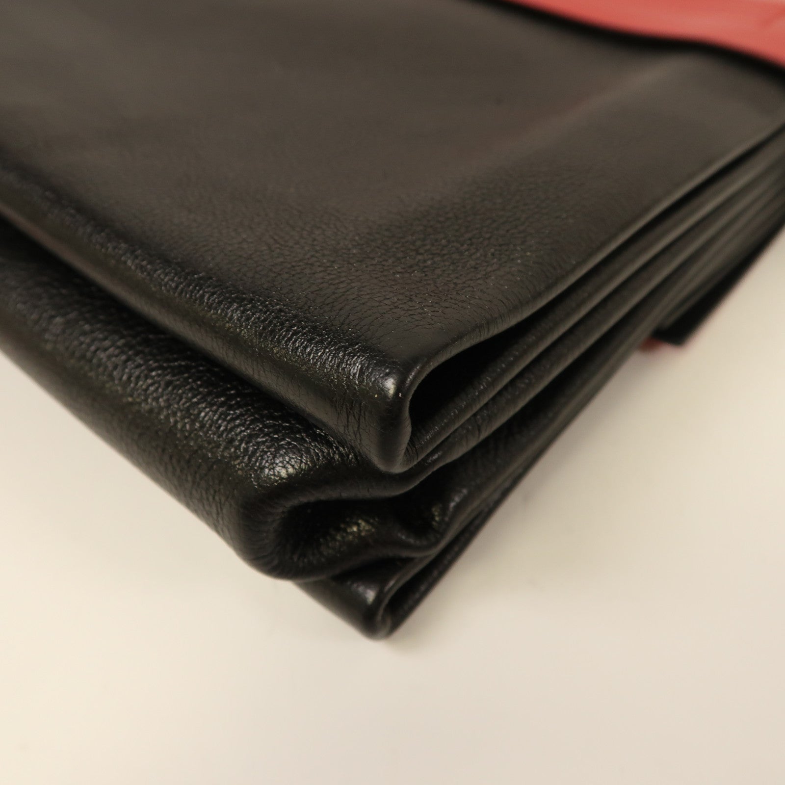 Valentino 牛皮皮革Shoulder Bag金扣肩背袋黑色/紅色