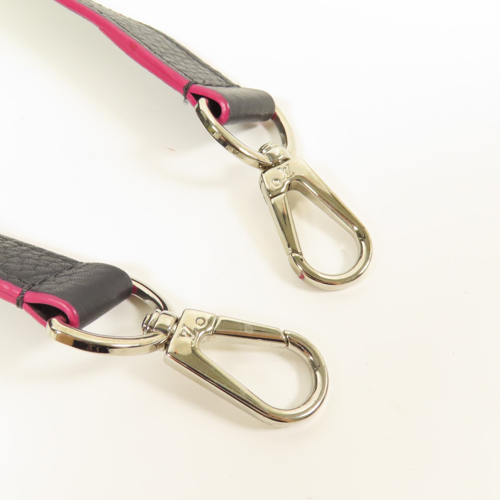 LOUIS VUITTON Taurillon Capucines BB銀扣手挽肩背兩用袋