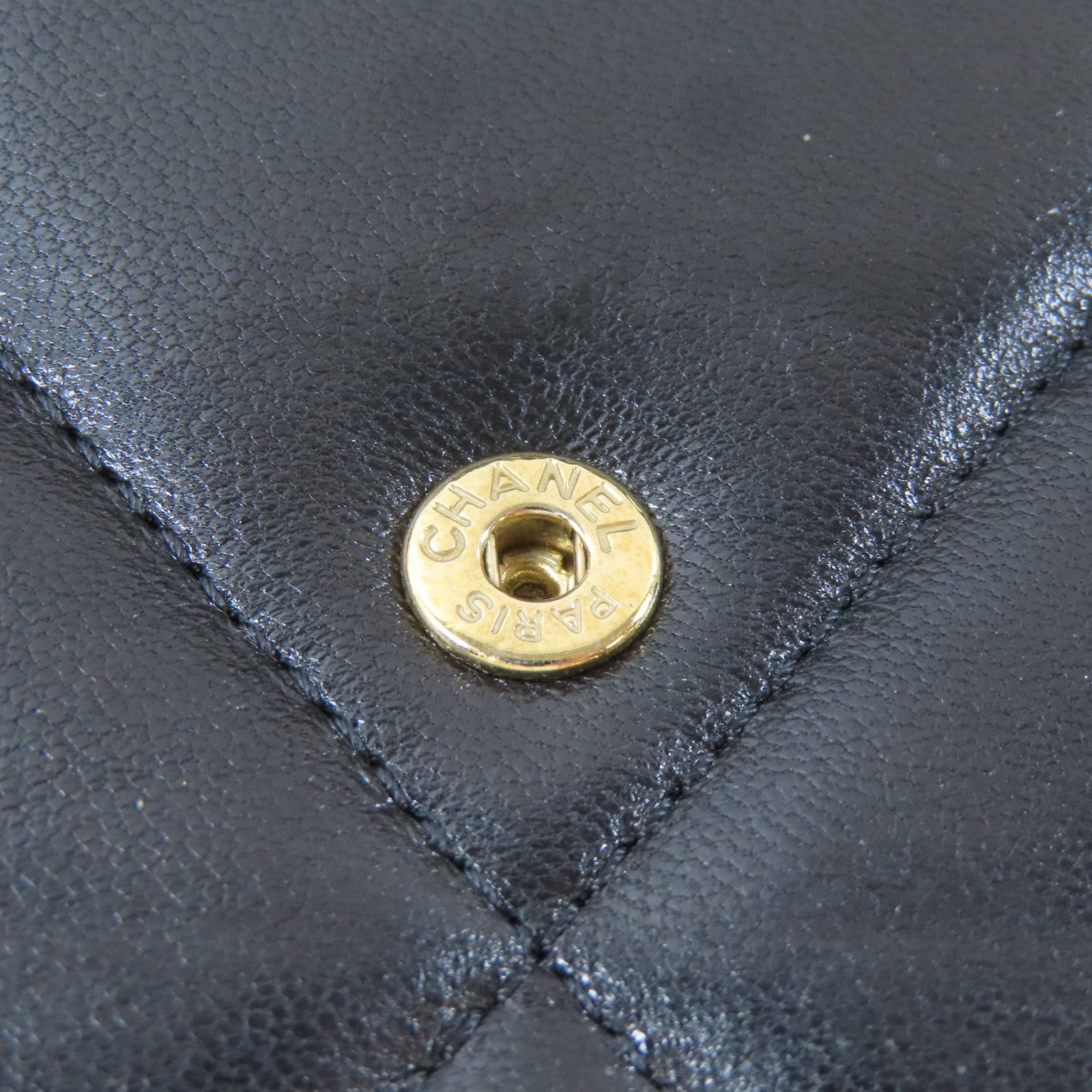 CHANEL 羊皮皮革19 Long Flap Wallet金扣長錢包黑色