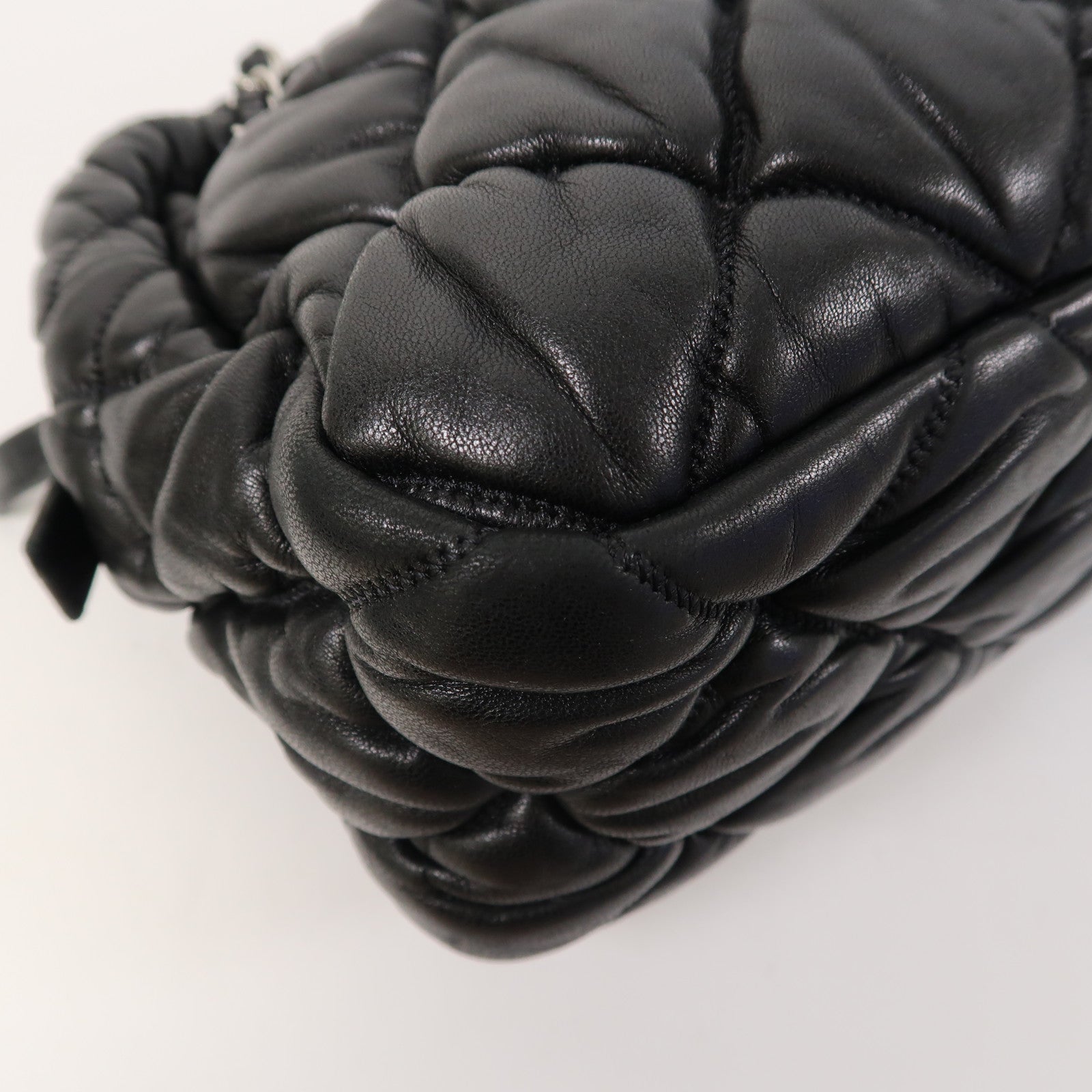 CHANEL 菱格羊皮皮革Chain Shoulder銀扣鏈帶肩背袋黑色