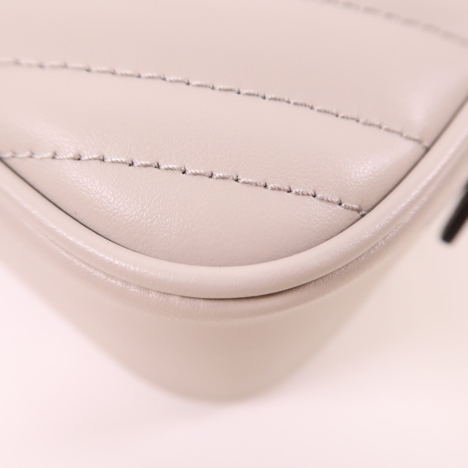 GUCCI GG Marmont Small Camera Bag Shoulder Bag 447632 AABZB Calf Light Grey