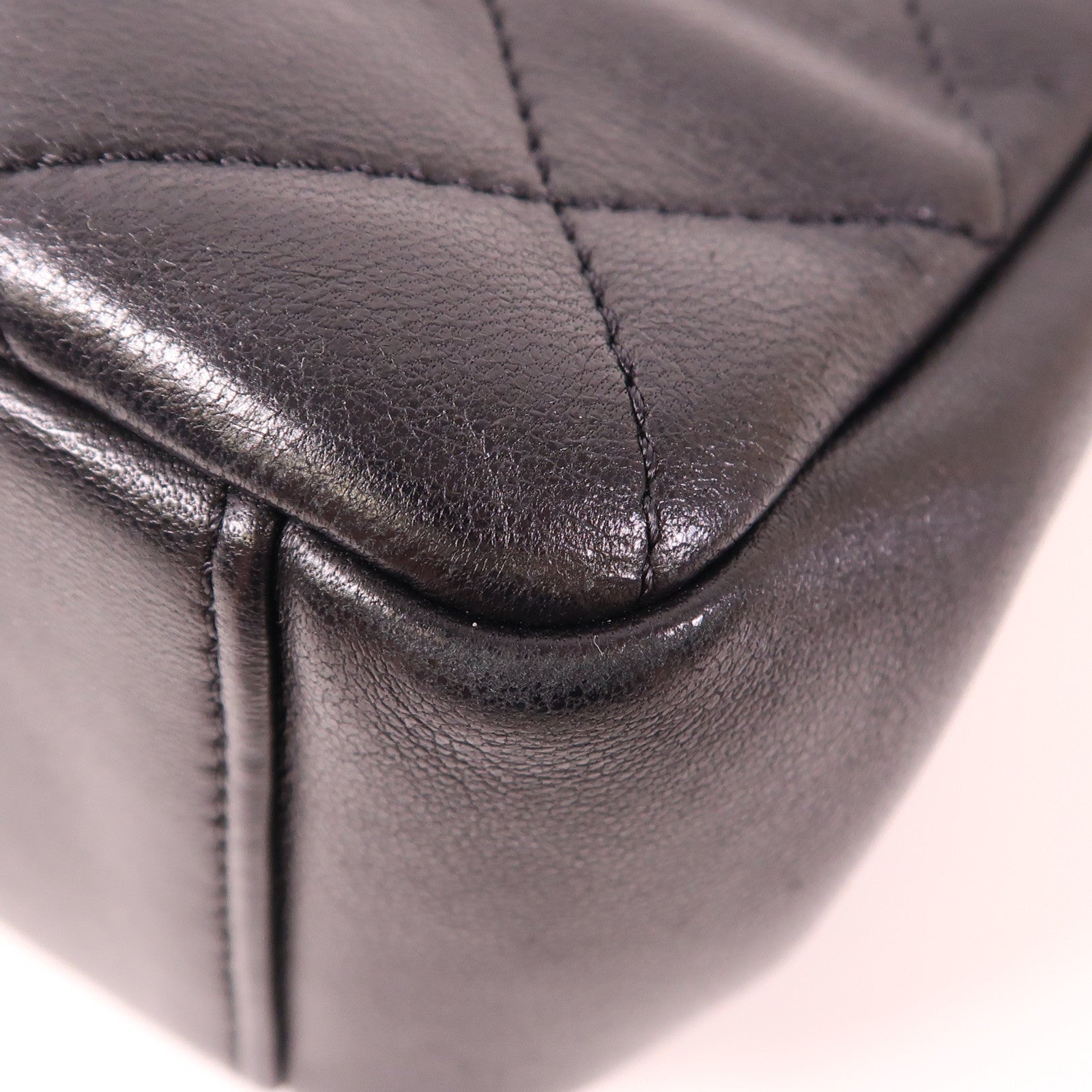 CHANEL 羊皮皮革Chain Shoulder金扣鏈帶肩背袋