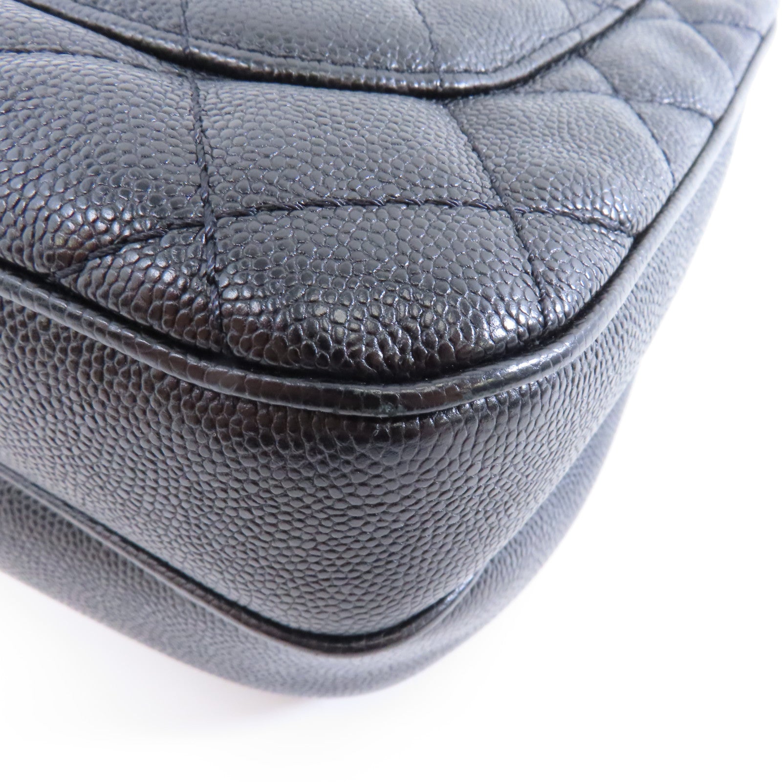 CHANEL 菱格Caviar皮革Chain Shoulder Bag銀扣鏈帶肩背袋黑色