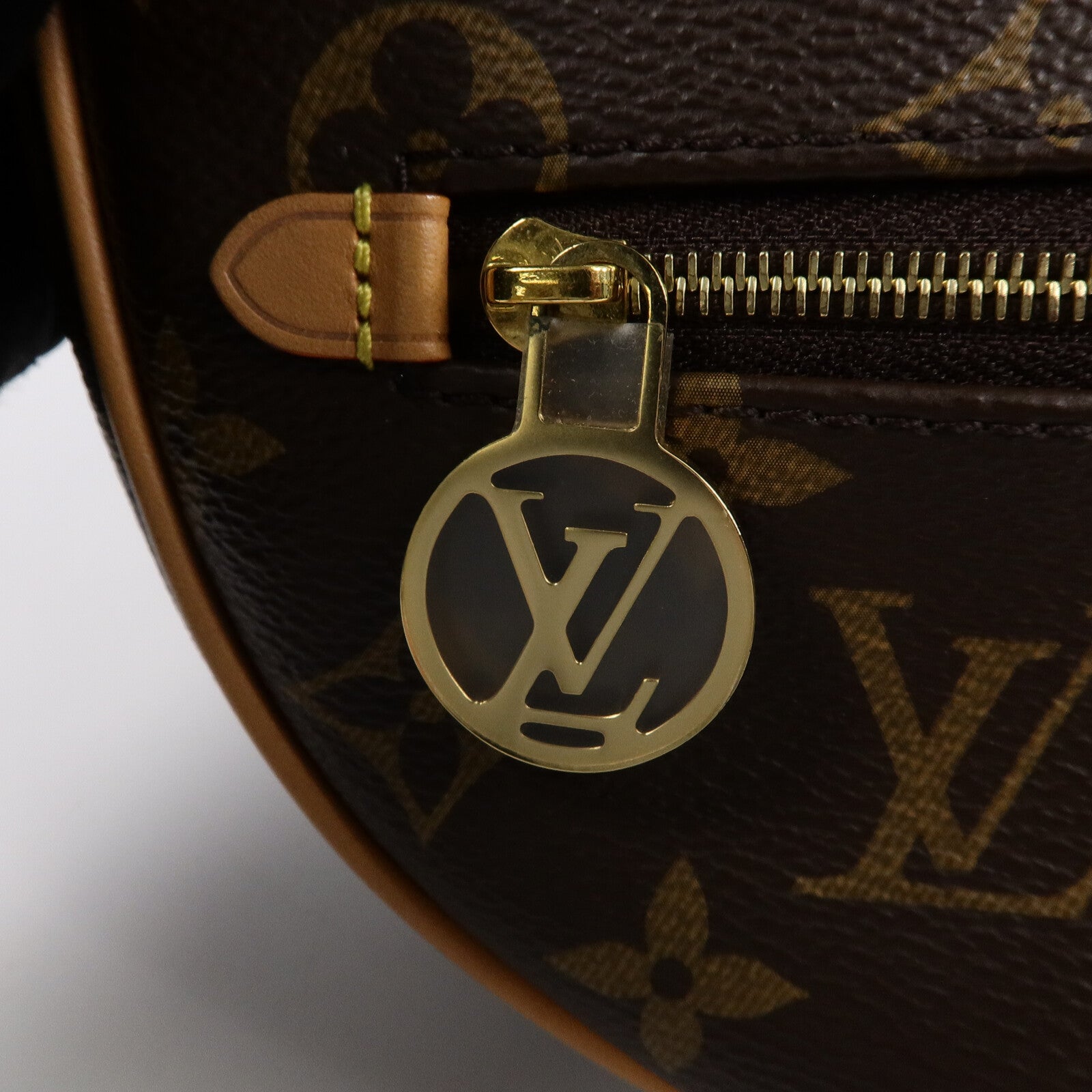 LOUIS VUITTON Monogram Loop肩背袋