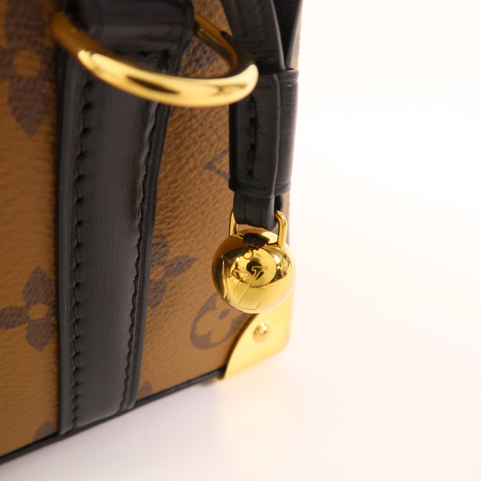 LOUIS VUITTON Monogram Reverse Noe Purse金扣肩背袋