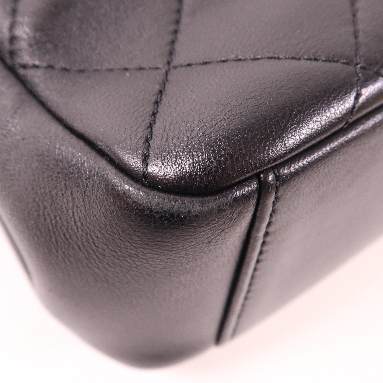 CHANEL 羊皮皮革Chain Shoulder金扣鏈帶肩背袋