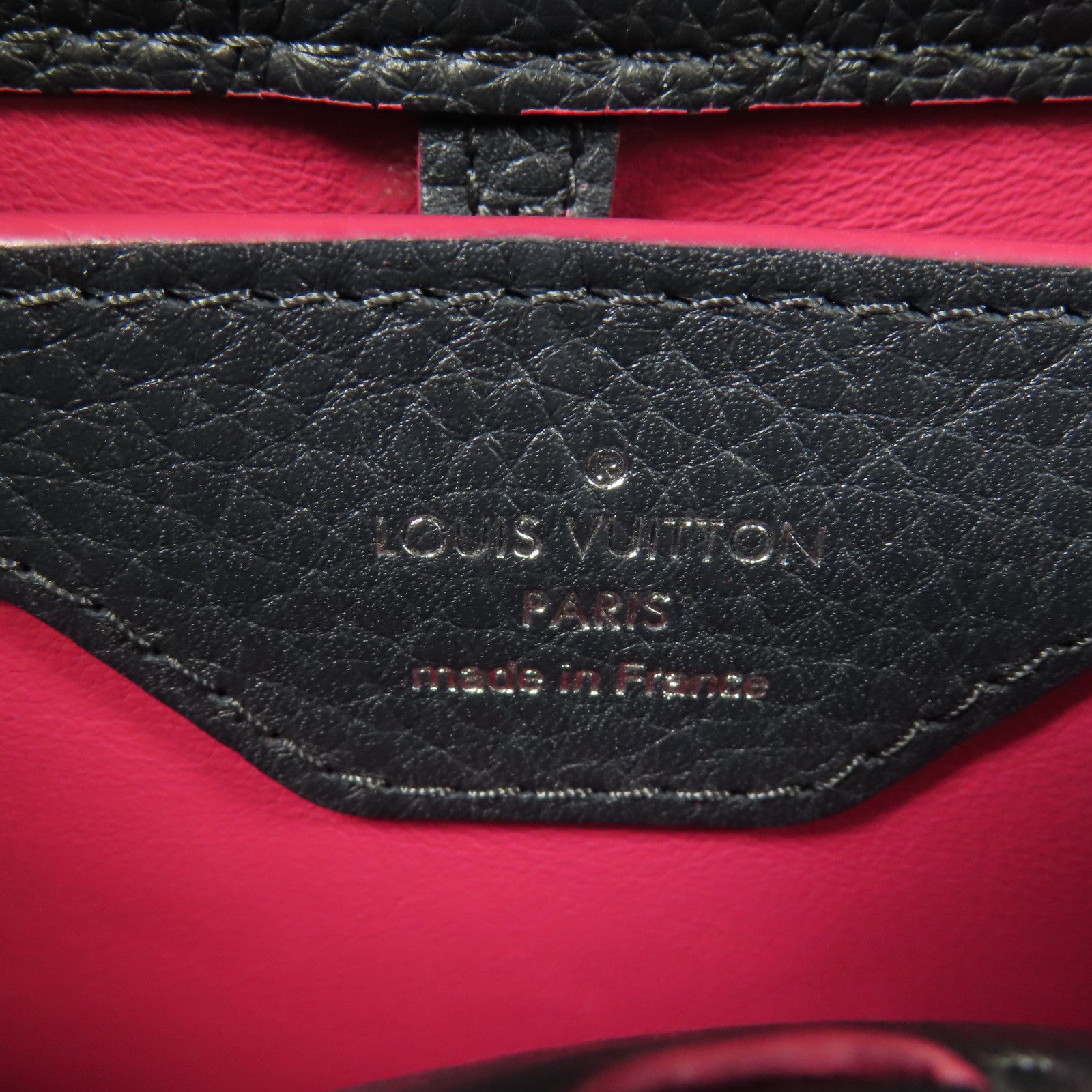 LOUIS VUITTON Taurillon Capucines BB銀扣手挽肩背兩用袋