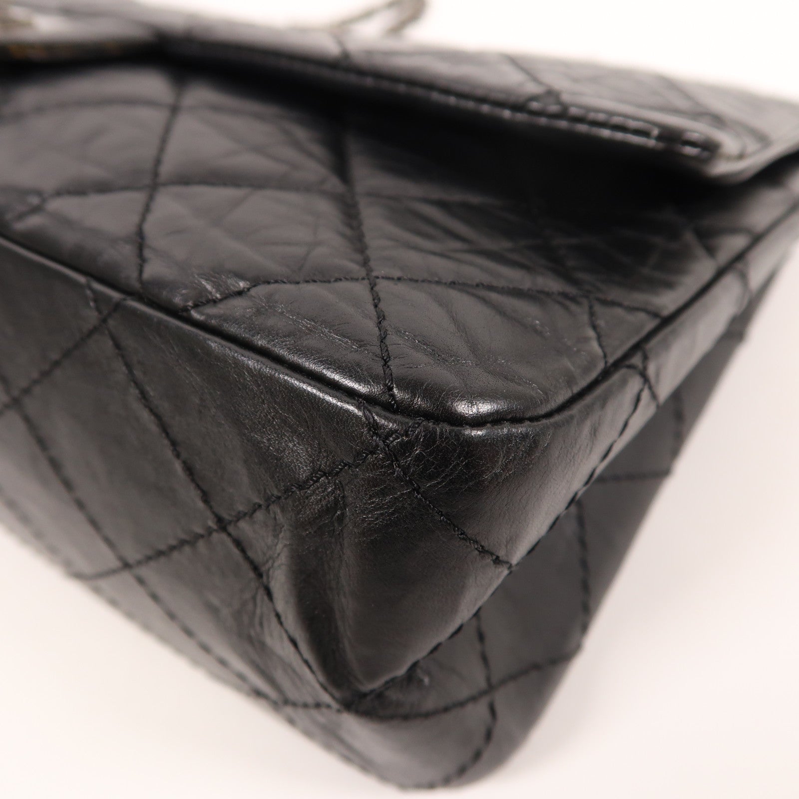 CHANEL 牛皮皮革2.55銀扣鏈帶肩背袋