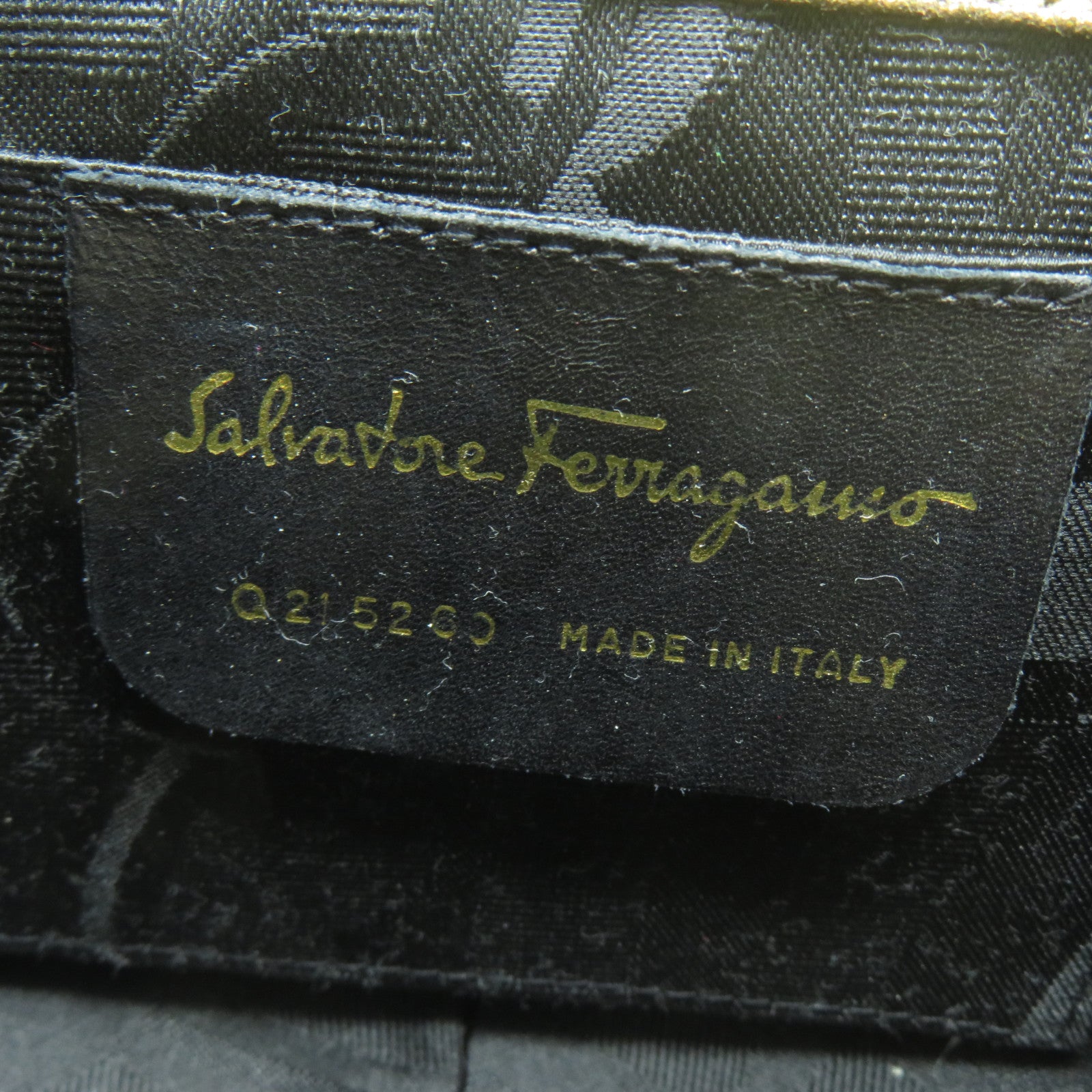 Salvatore Ferragamo 【清倉大減價】牛皮皮革Handbag金扣手挽袋金色
