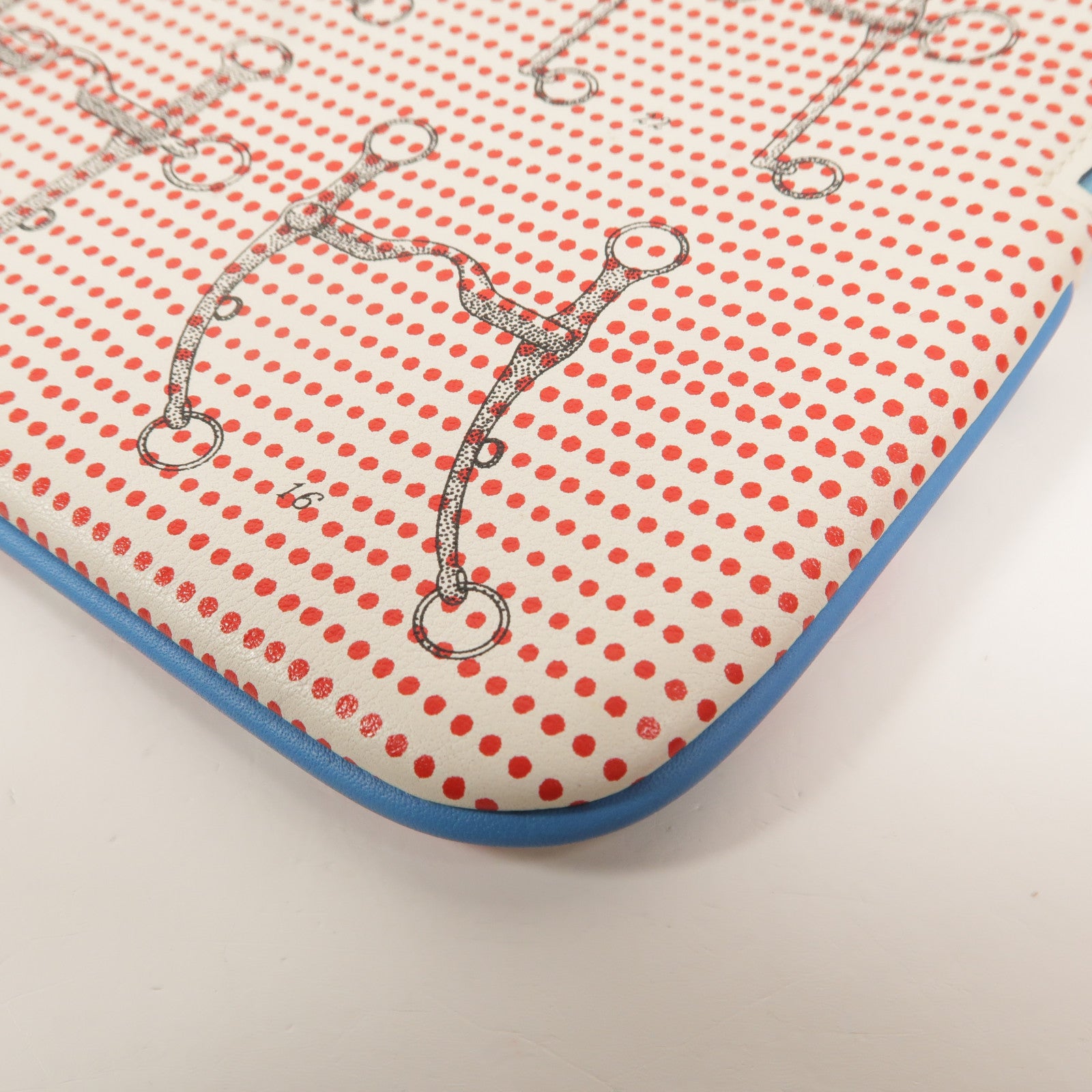 HERMES Swift皮革Carre Pocket Pouch手拿包