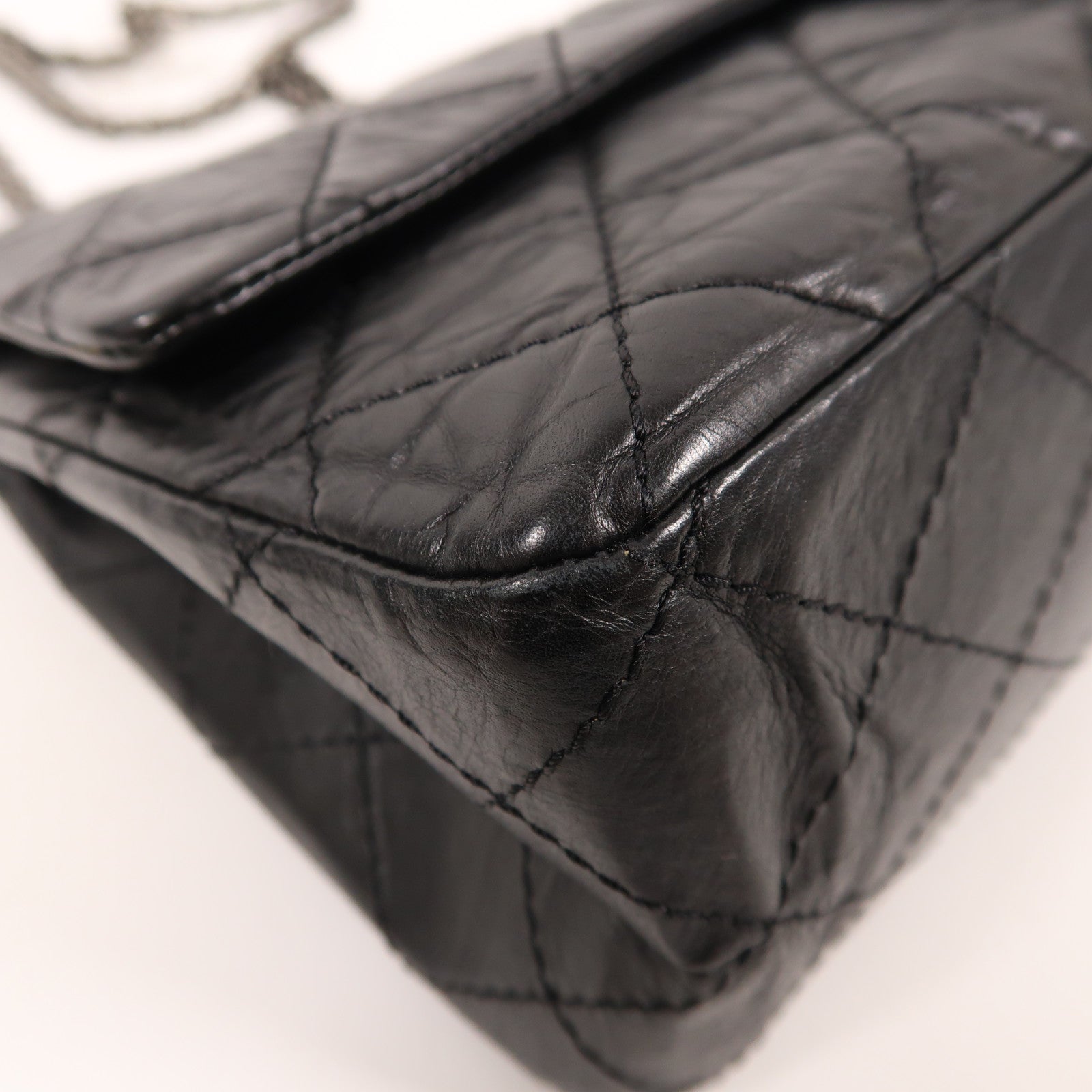 CHANEL 牛皮皮革2.55銀扣鏈帶肩背袋