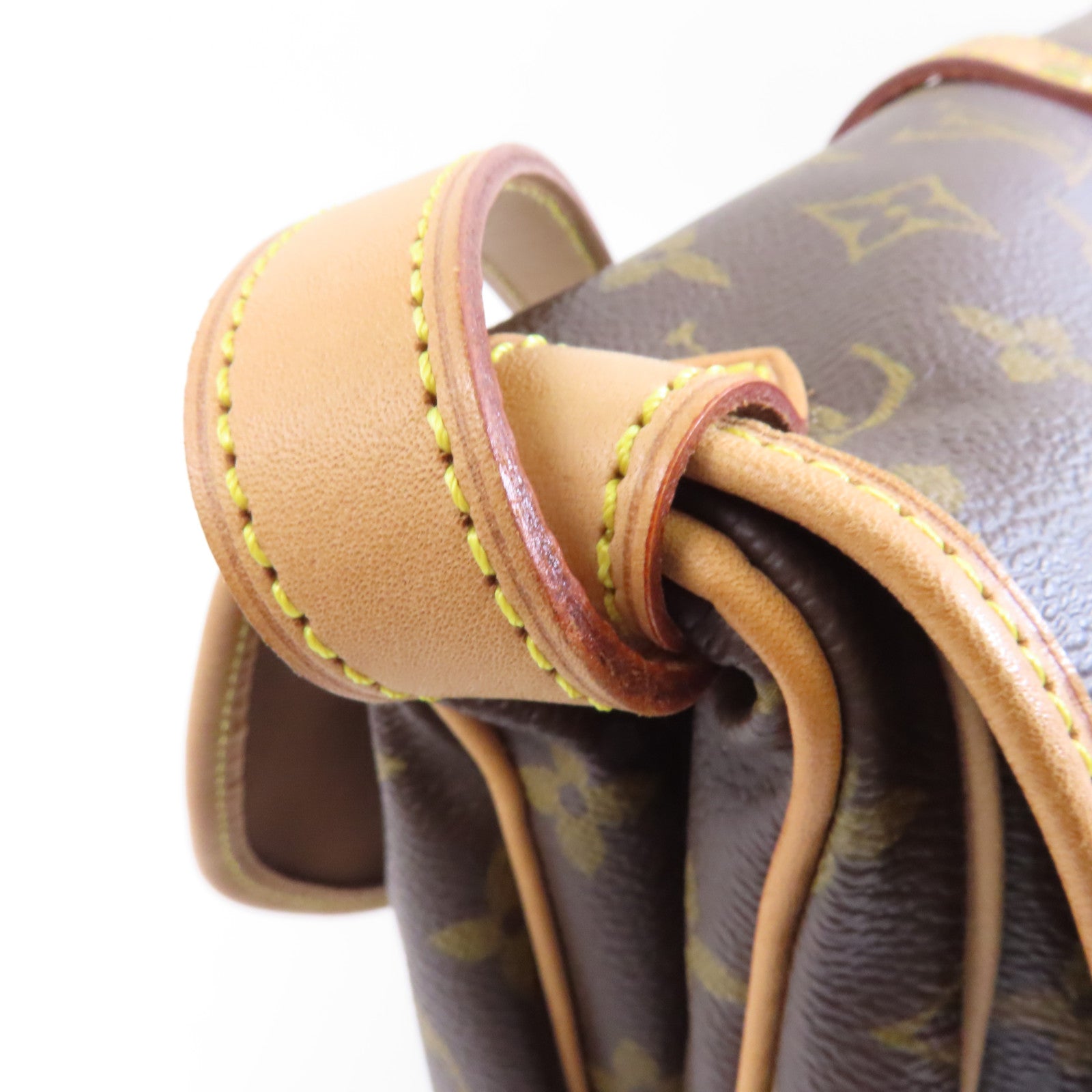 LOUIS VUITTON Monogram Saumur MM金扣肩背袋棕色
