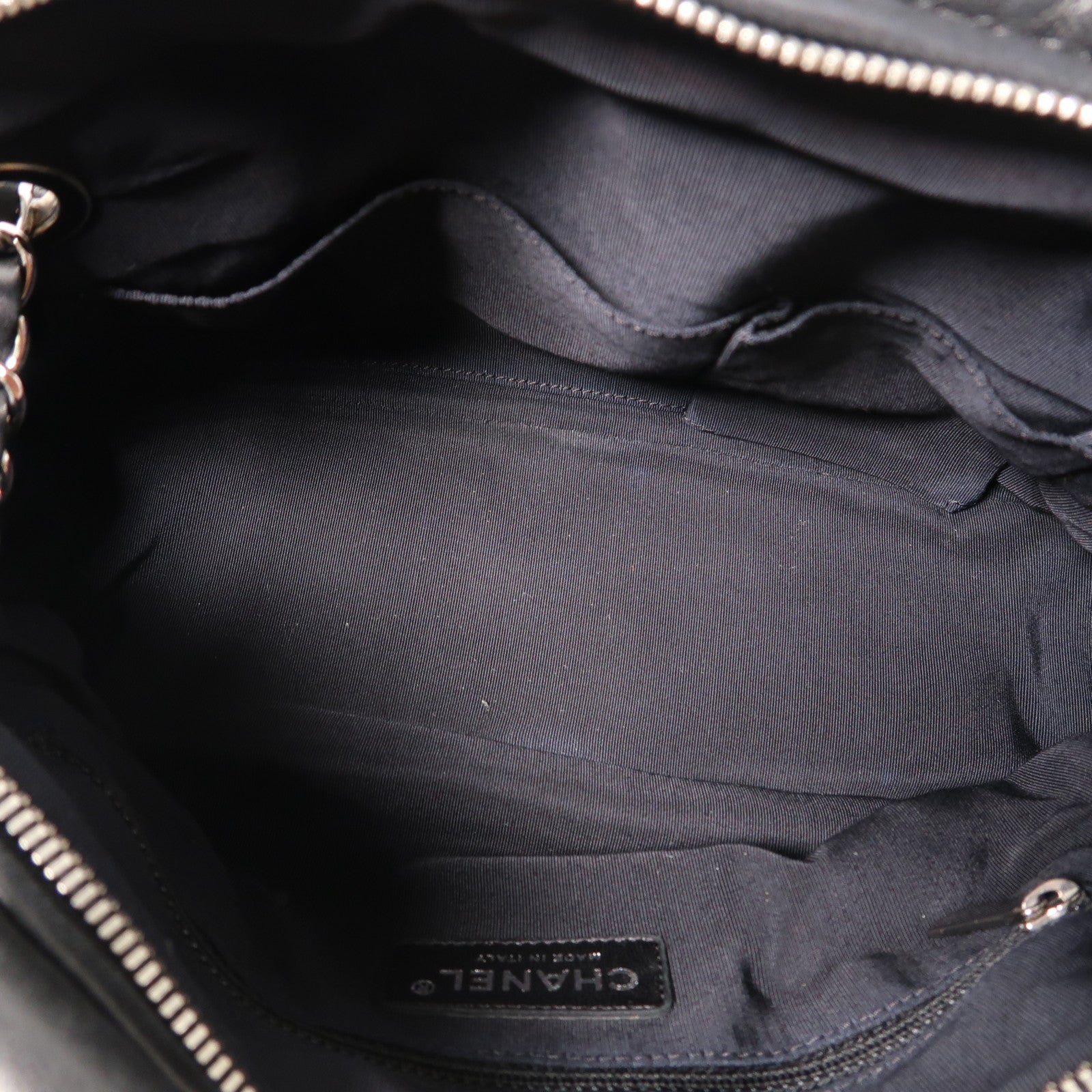 CHANEL 菱格羊皮皮革Chain Shoulder銀扣鏈帶肩背袋黑色