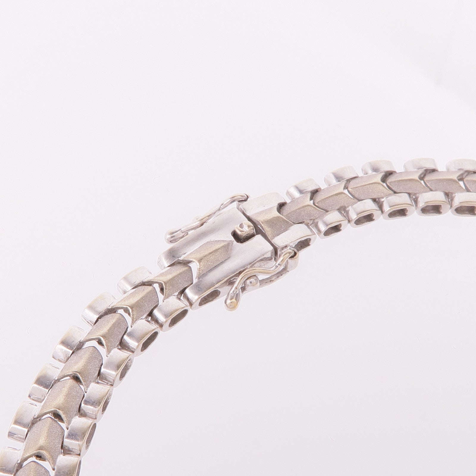 JEWELRY 【激減優惠】18K白金Diamond Bracelet鑽石手鏈