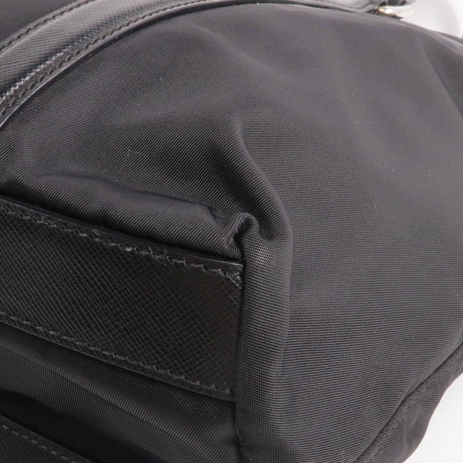 PRADA 尼龍Shoulder Bag銀扣肩背袋