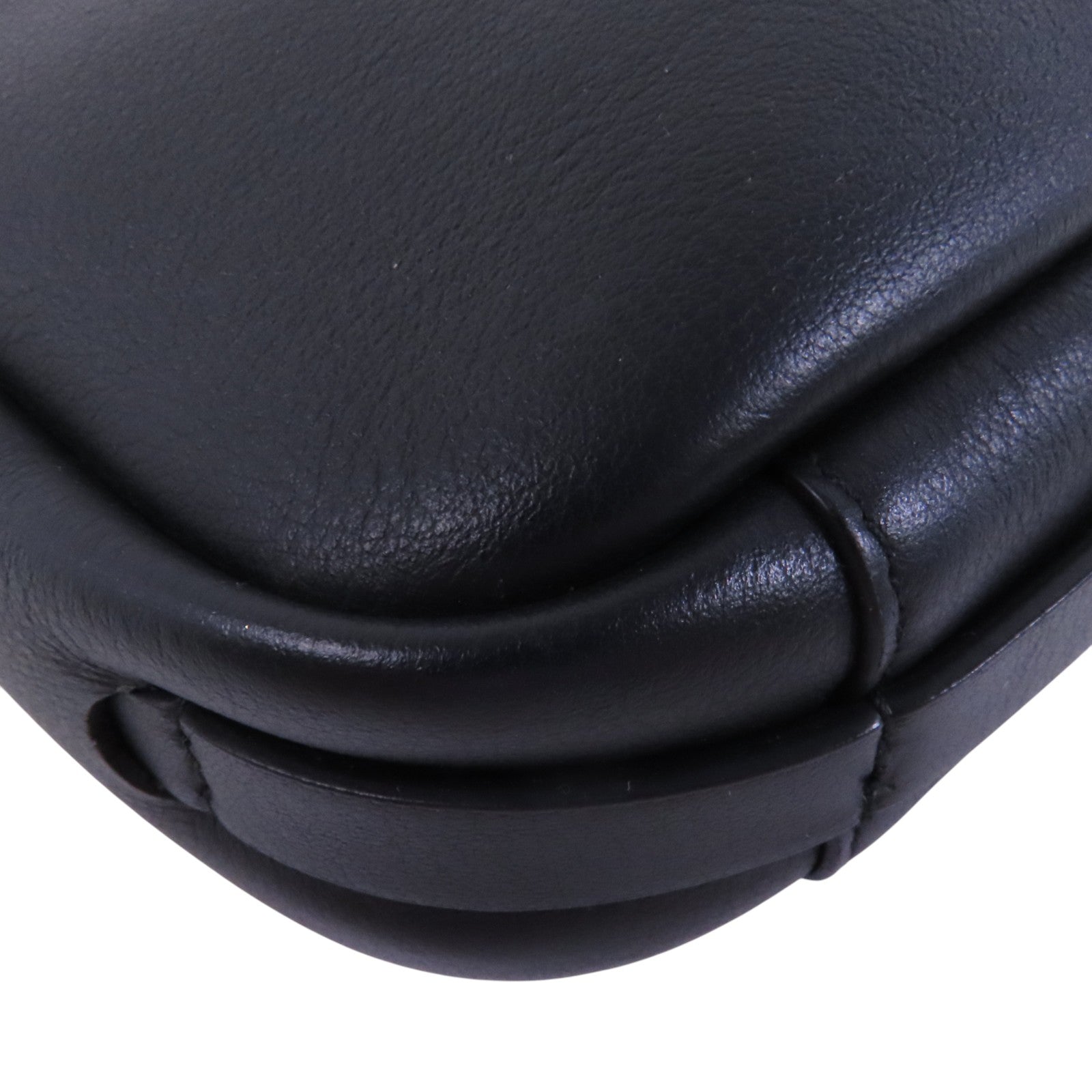 BALENCIAGA 牛皮皮革Everyday Camera Bag銀扣肩背袋