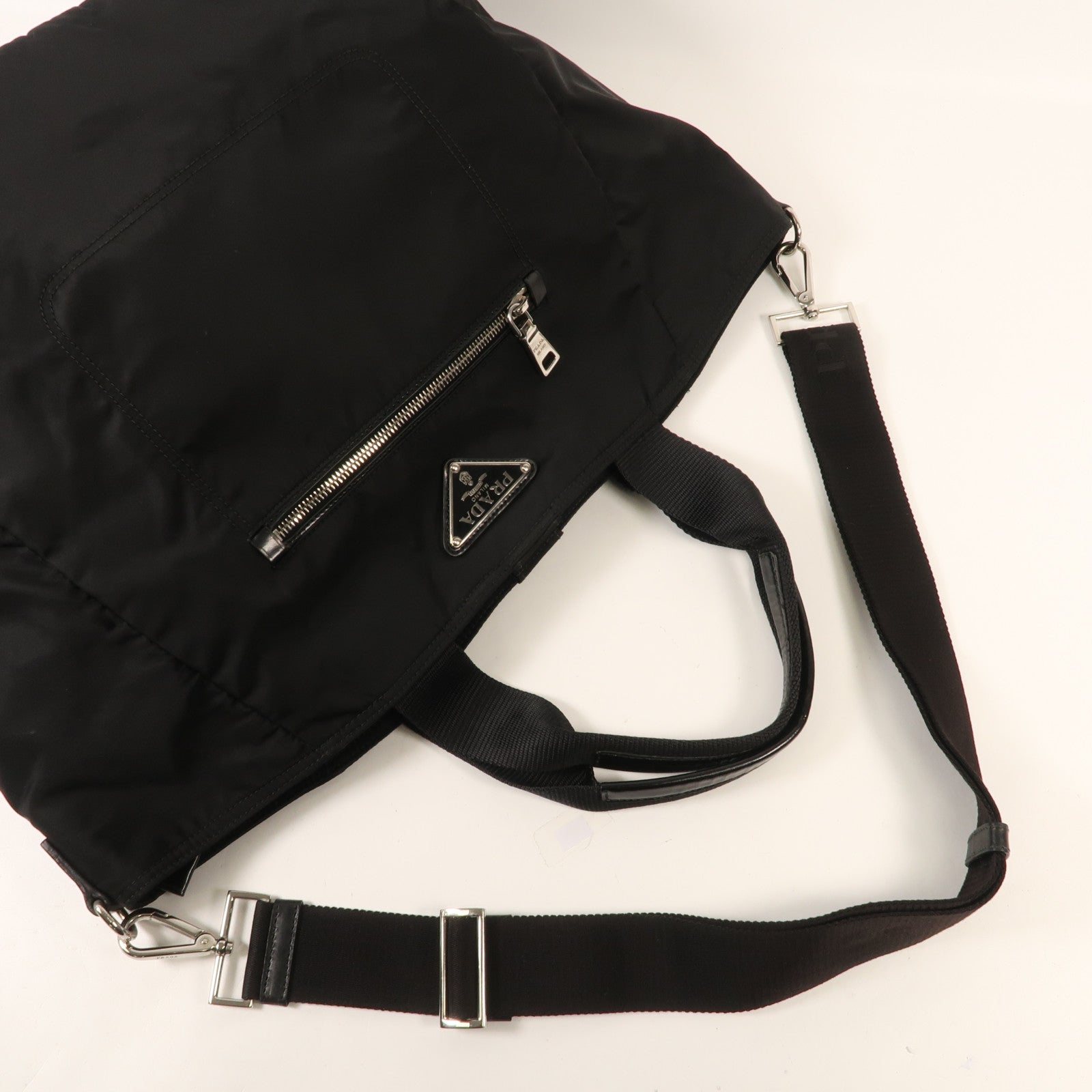 PRADA 尼龍2 Way Shoulder銀扣手挽肩背兩用袋