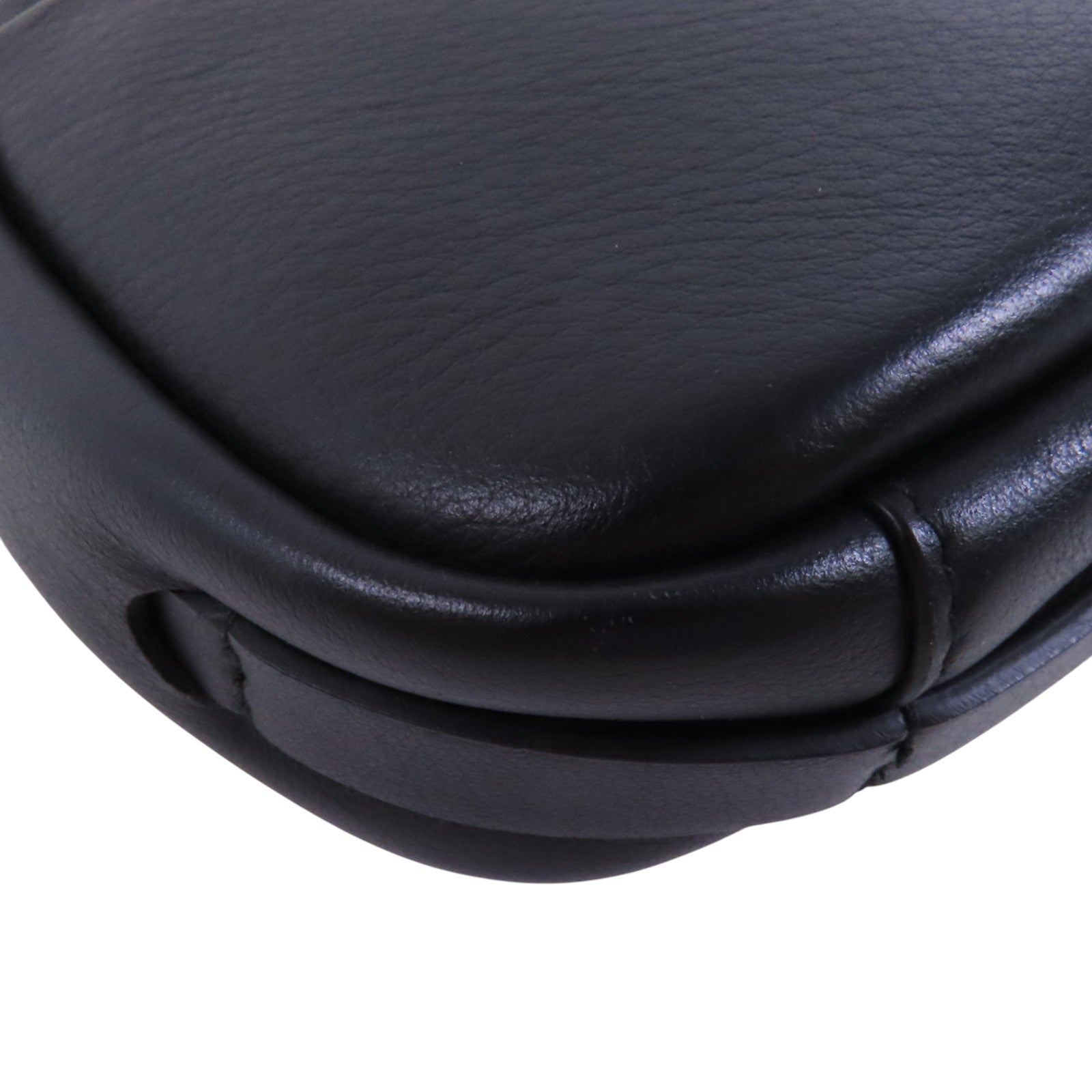 BALENCIAGA 牛皮皮革Everyday Camera Bag銀扣肩背袋