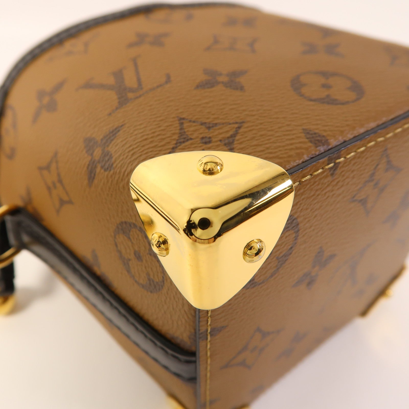 LOUIS VUITTON Monogram Reverse Noe Purse金扣肩背袋