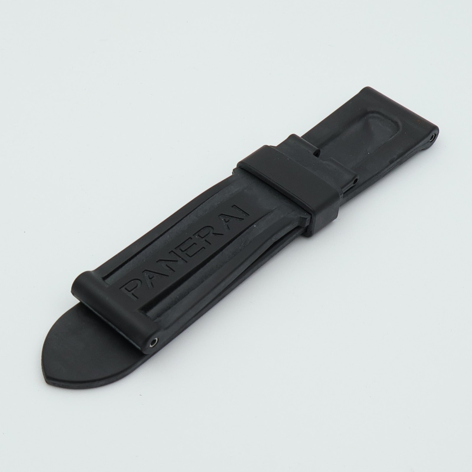 PANERAI Luminor Base PAM00000