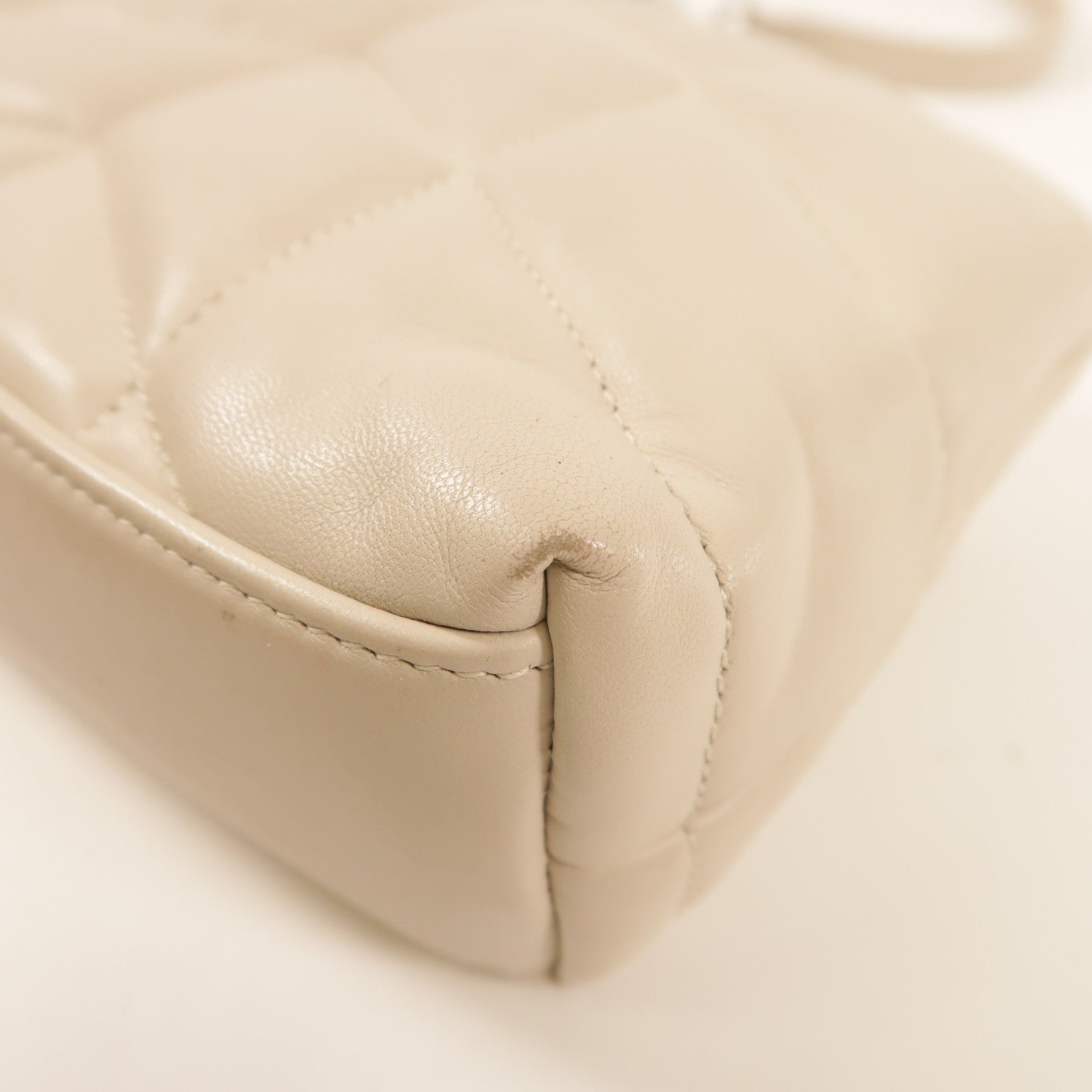 SAINT LAURENT 羊皮皮革Puffer Toy銀扣鏈帶肩背袋
