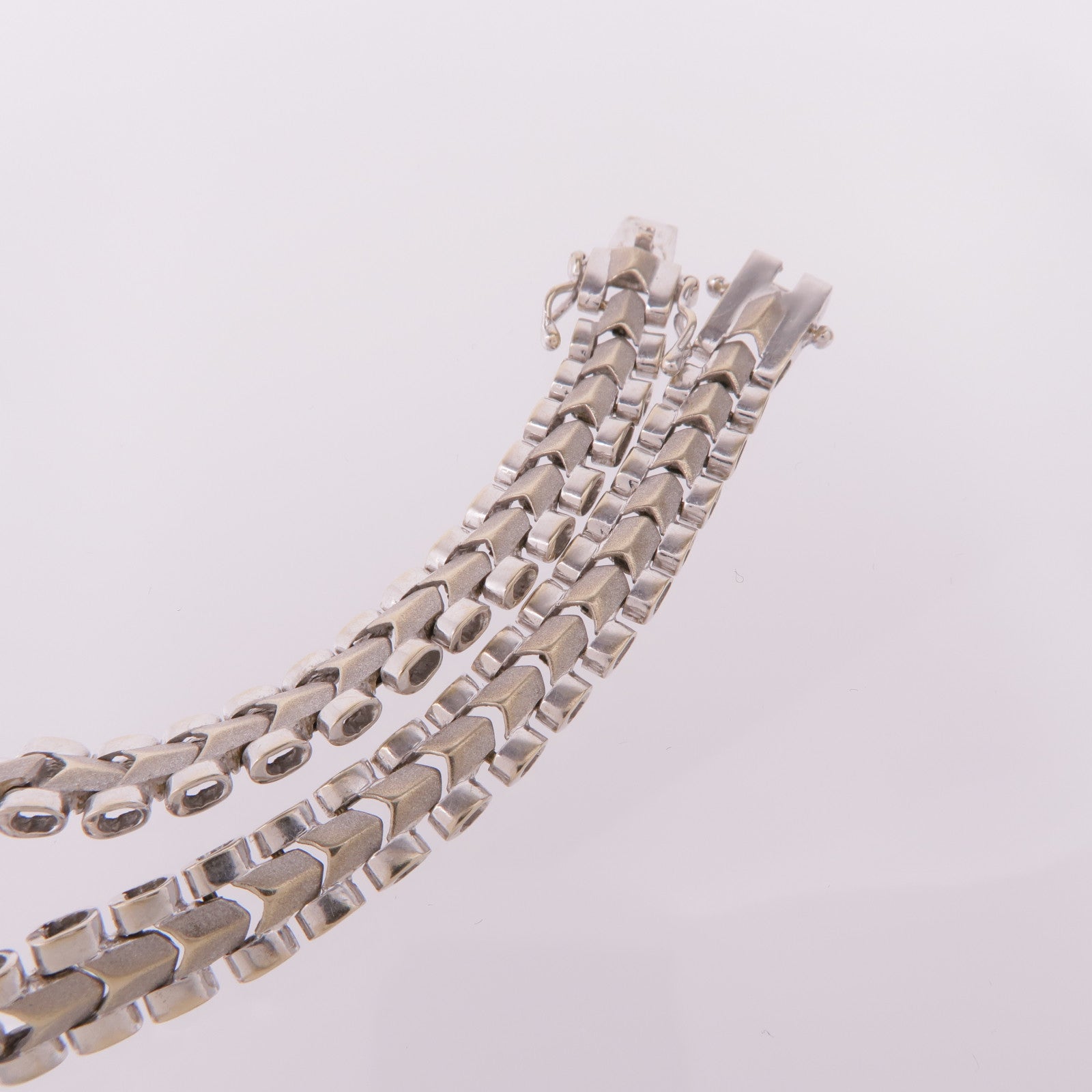 JEWELRY 【激減優惠】18K白金Diamond Bracelet鑽石手鏈