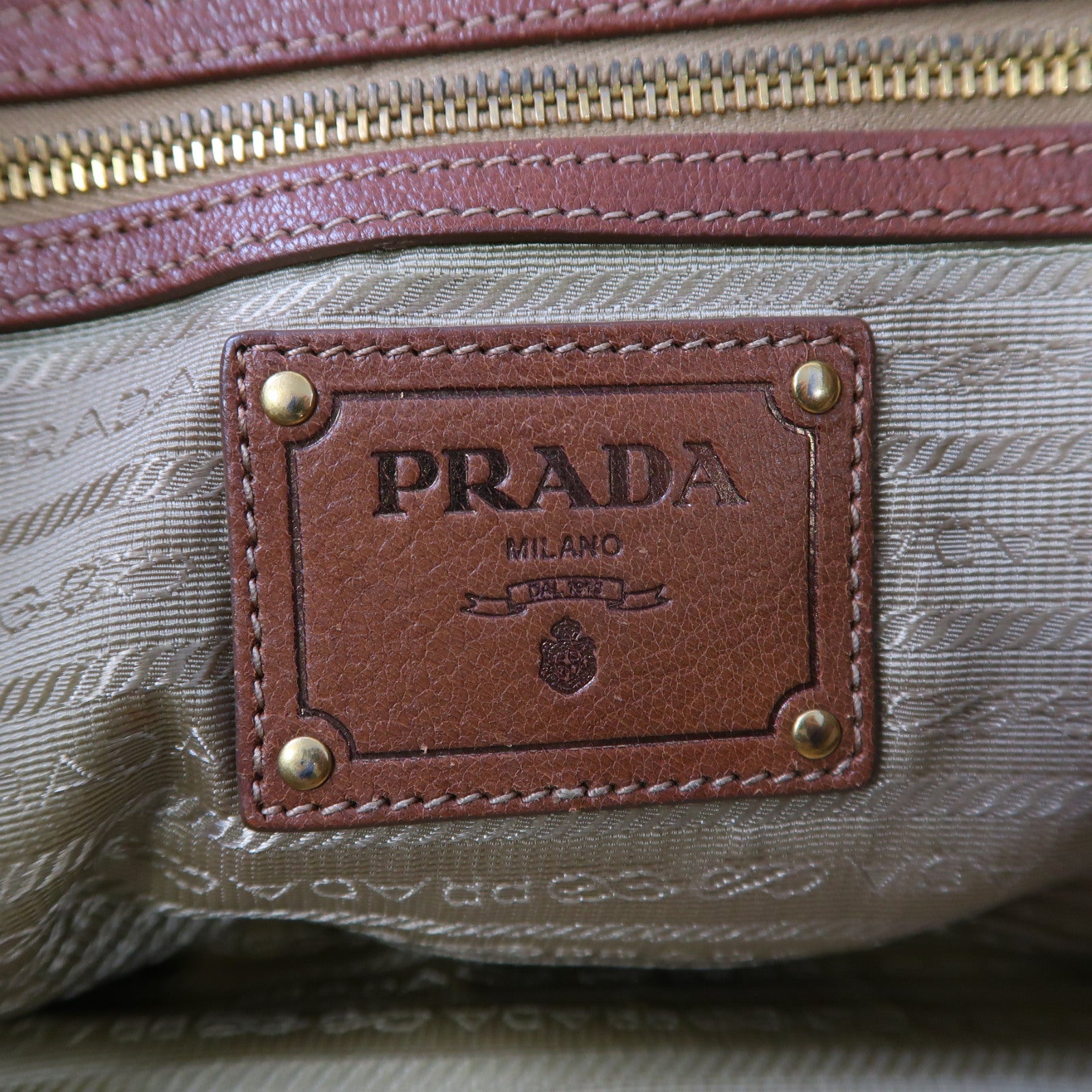 PRADA 帆布Tote Bag金扣手挽袋啡色