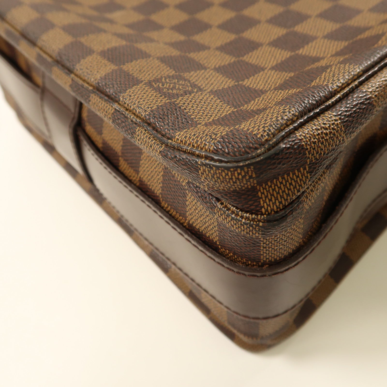 LOUIS VUITTON 【激減優惠】Damier Bastille金扣肩背袋啡色