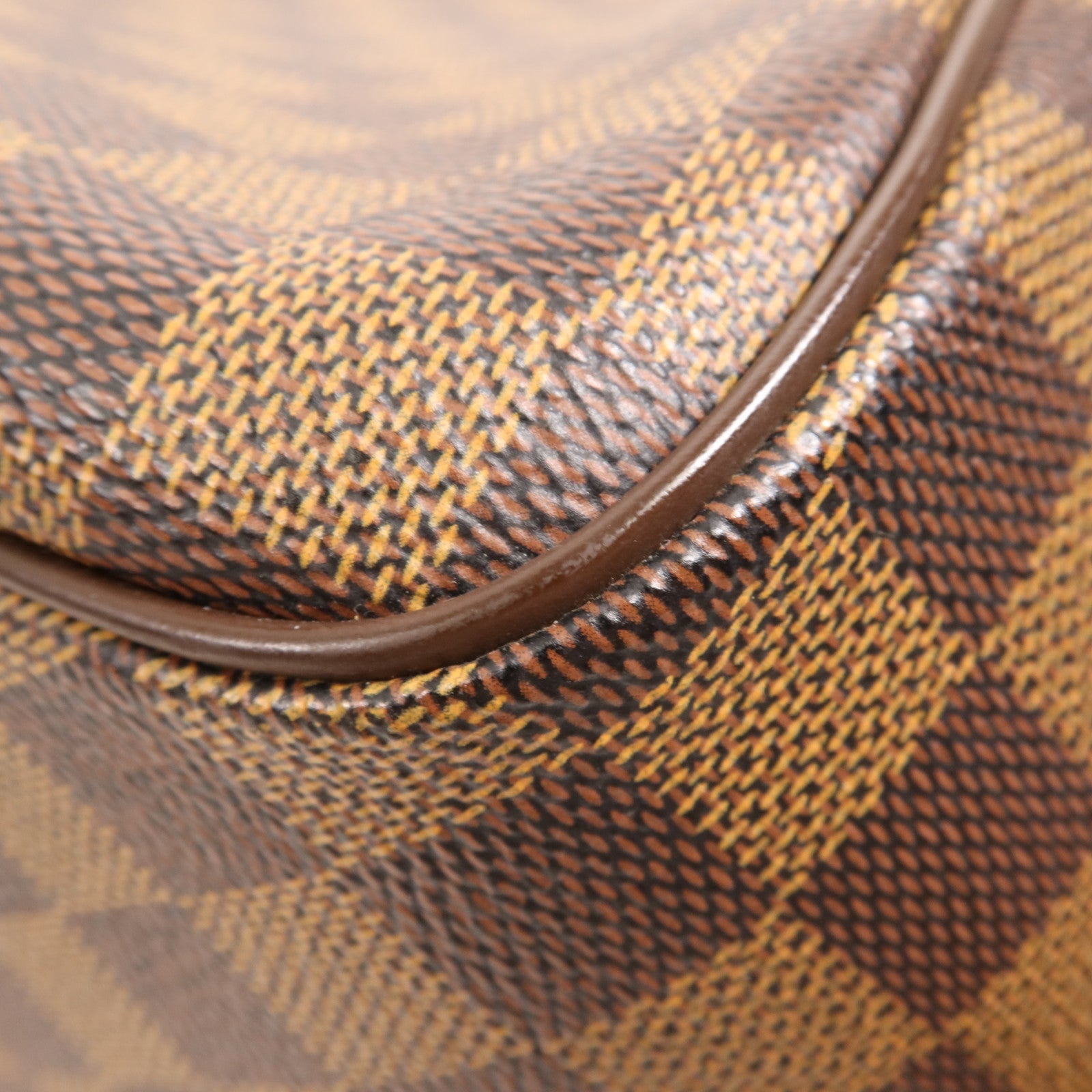 LOUIS VUITTON Damier Belem MM金扣肩背袋