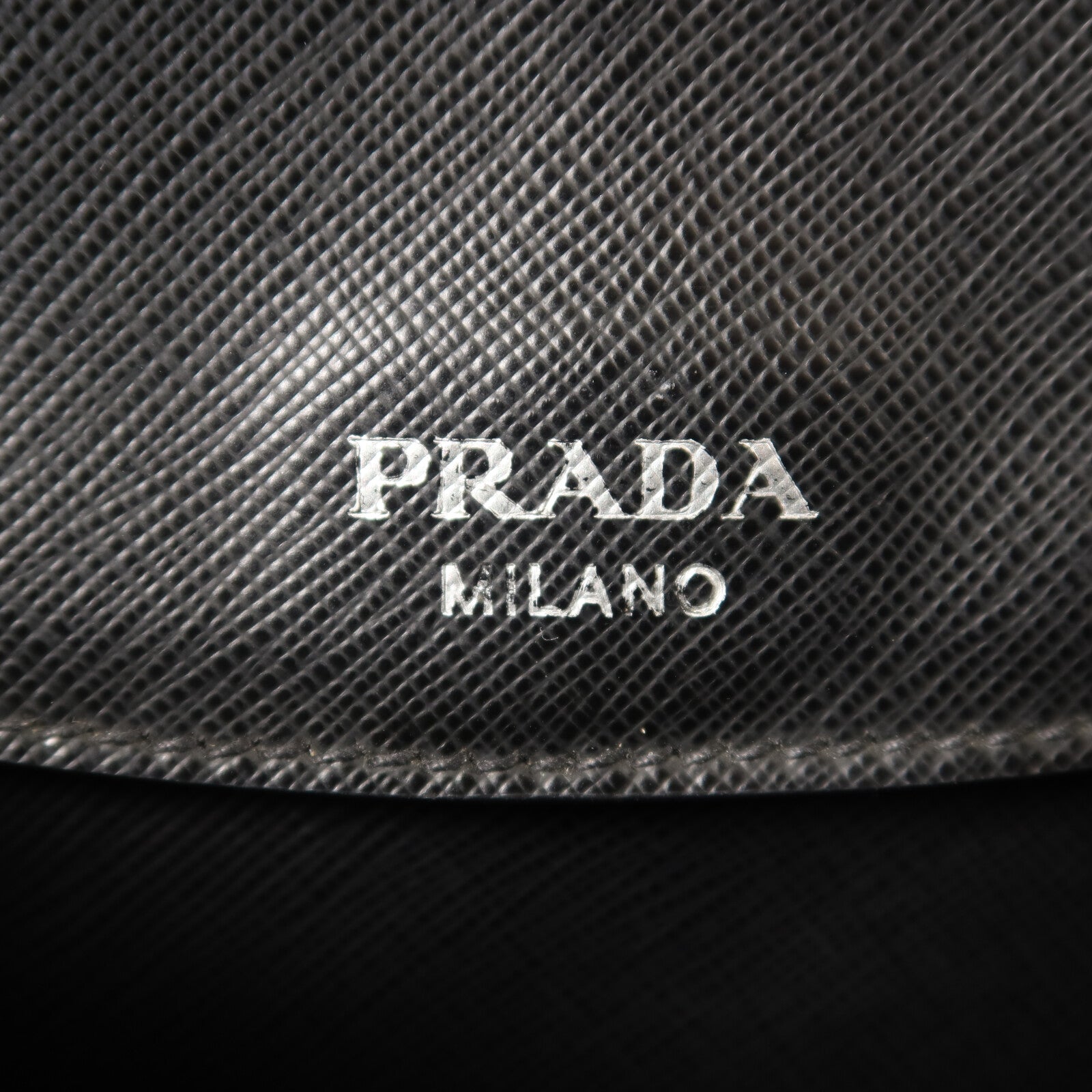 PRADA 尼龍Hand Bag銀扣手挽袋