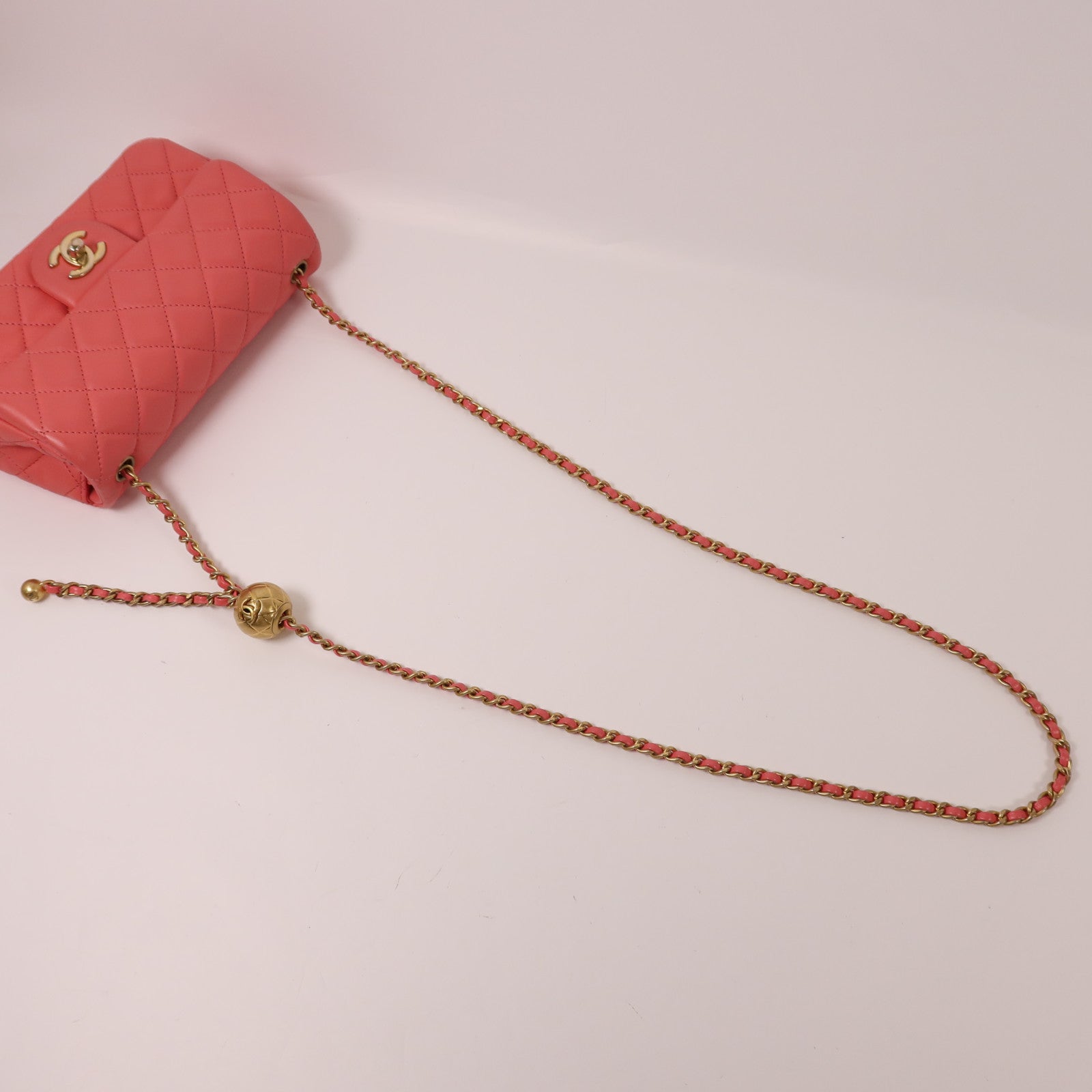CHANEL 羊皮皮革Mini Classic 20金扣鏈帶肩背袋