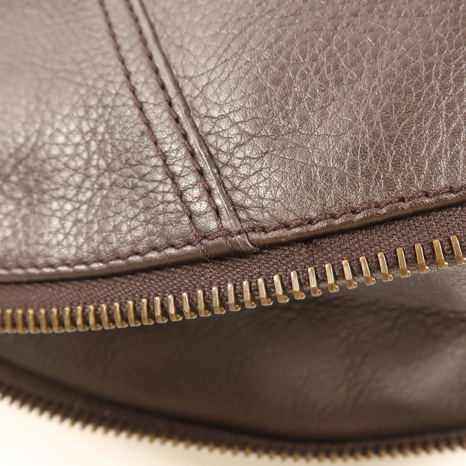 BALLY 牛皮皮革金扣肩背袋